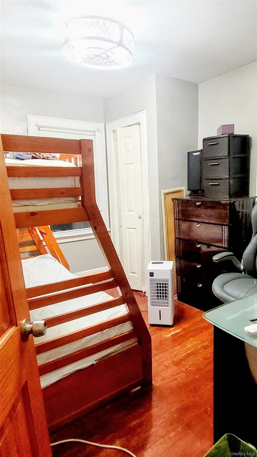 122-65 Nellis Street, New York, NY, 3 Bedrooms Bedrooms, 7 Rooms Rooms,2 BathroomsBathrooms,Residential,For Rent,Nellis,0,1044650 122-65 Nellis Street, New York, NY, 3 Bedrooms Bedrooms, 7 Rooms Rooms,2 BathroomsBathrooms,Residential,For Rent,Nellis,0,1044650