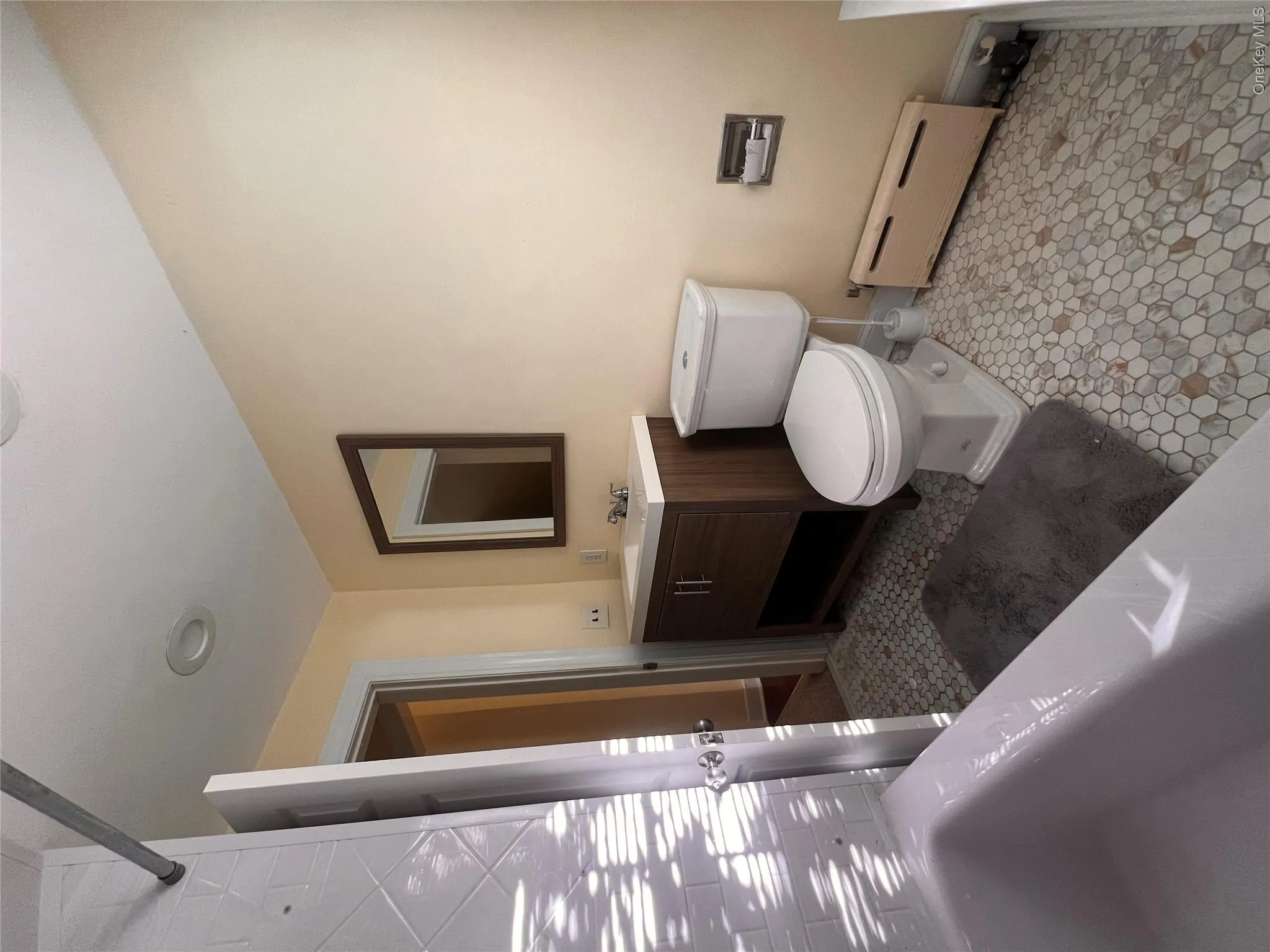 74 Tyler Avenue, Islip, NY, 3 Bedrooms Bedrooms, 7 Rooms Rooms,2 BathroomsBathrooms,Residential Lease,For Rent,Tyler,0,1044656 74 Tyler Avenue, Islip, NY, 3 Bedrooms Bedrooms, 7 Rooms Rooms,2 BathroomsBathrooms,Residential Lease,For Rent,Tyler,0,1044656