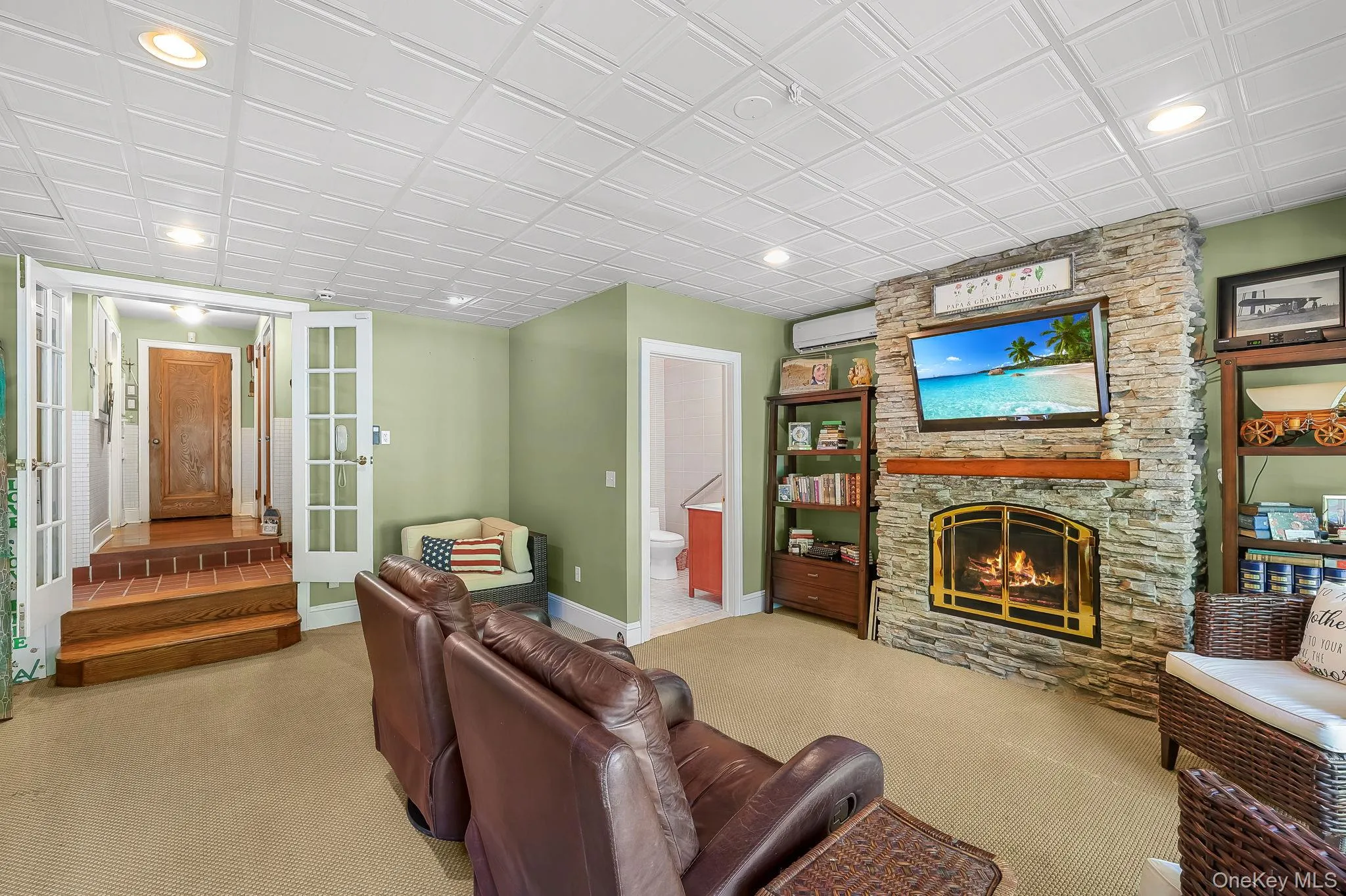 20 Demarest Avenue, Clarkstown, NY, 3 Bedrooms Bedrooms, 14 Rooms Rooms,3 BathroomsBathrooms,Residential,For Rent,Demarest,0,1044663 20 Demarest Avenue, Clarkstown, NY, 3 Bedrooms Bedrooms, 14 Rooms Rooms,3 BathroomsBathrooms,Residential,For Rent,Demarest,0,1044663