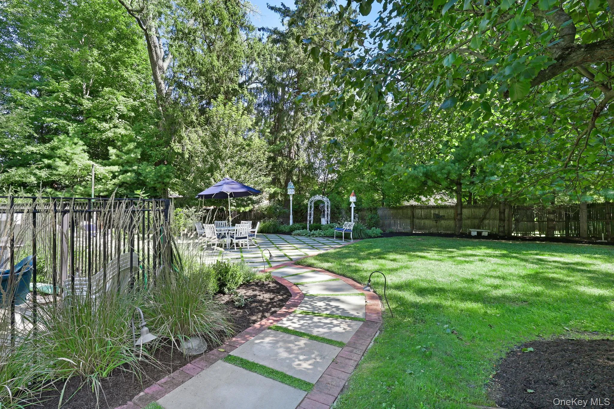 20 Demarest Avenue, Clarkstown, NY, 3 Bedrooms Bedrooms, 14 Rooms Rooms,3 BathroomsBathrooms,Residential,For Rent,Demarest,0,1044663 20 Demarest Avenue, Clarkstown, NY, 3 Bedrooms Bedrooms, 14 Rooms Rooms,3 BathroomsBathrooms,Residential,For Rent,Demarest,0,1044663