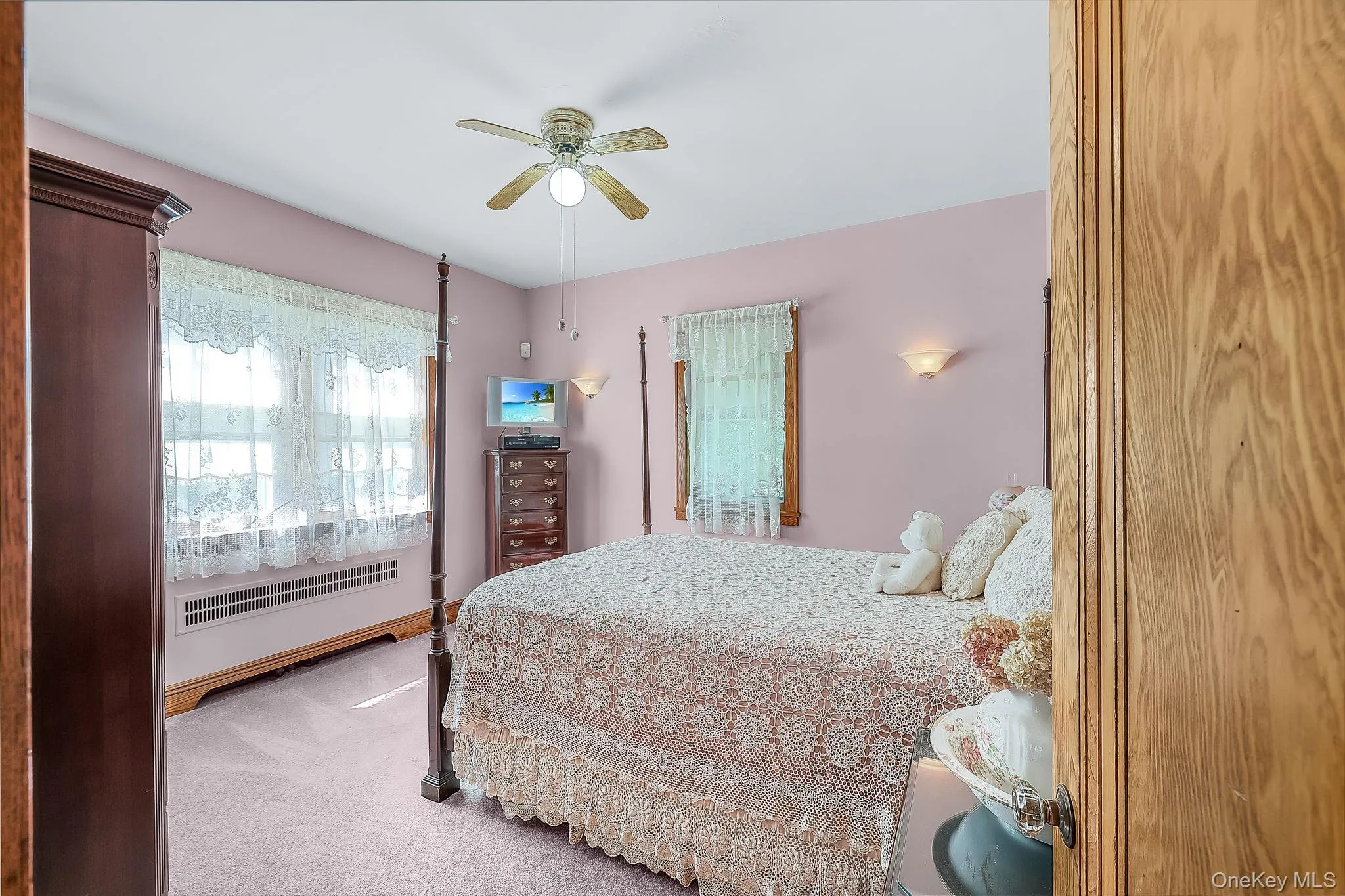 20 Demarest Avenue, Clarkstown, NY, 3 Bedrooms Bedrooms, 14 Rooms Rooms,3 BathroomsBathrooms,Residential,For Rent,Demarest,0,1044663 20 Demarest Avenue, Clarkstown, NY, 3 Bedrooms Bedrooms, 14 Rooms Rooms,3 BathroomsBathrooms,Residential,For Rent,Demarest,0,1044663