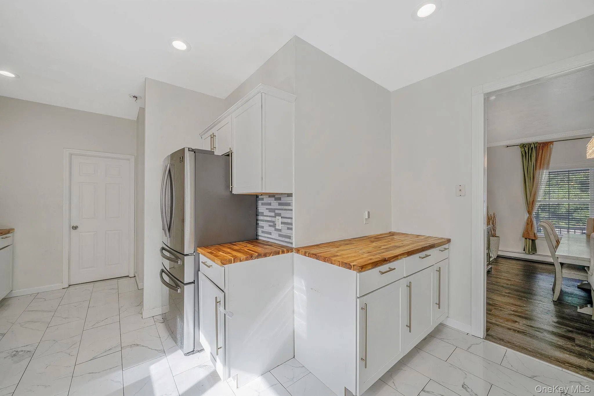 3 Embassy Road, Brookhaven, NY, 5 Bedrooms Bedrooms, 13 Rooms Rooms,3 BathroomsBathrooms,Residential Lease,For Rent,Embassy,0,1044673 3 Embassy Road, Brookhaven, NY, 5 Bedrooms Bedrooms, 13 Rooms Rooms,3 BathroomsBathrooms,Residential Lease,For Rent,Embassy,0,1044673