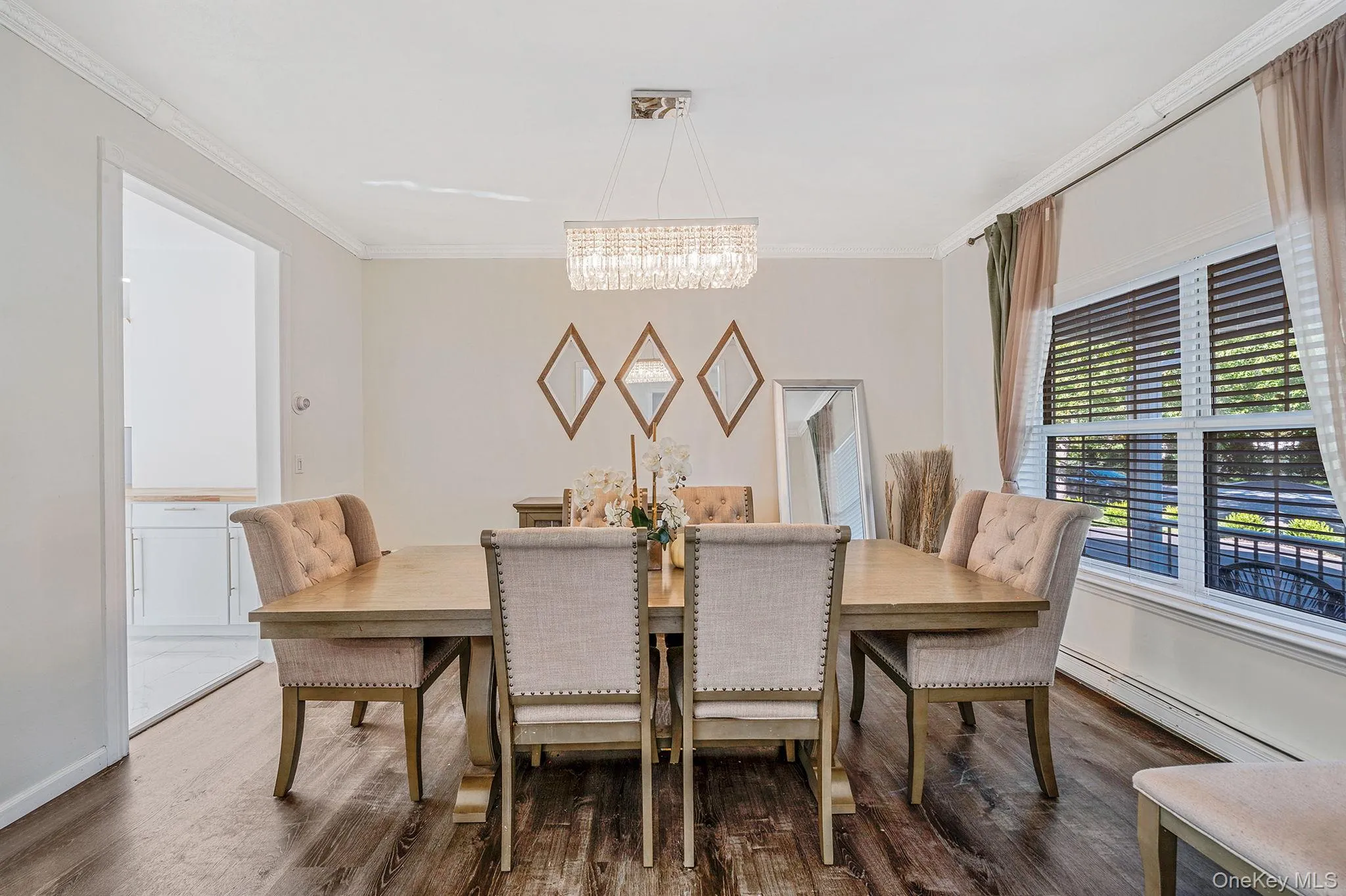 3 Embassy Road, Brookhaven, NY, 5 Bedrooms Bedrooms, 13 Rooms Rooms,3 BathroomsBathrooms,Residential Lease,For Rent,Embassy,0,1044673 3 Embassy Road, Brookhaven, NY, 5 Bedrooms Bedrooms, 13 Rooms Rooms,3 BathroomsBathrooms,Residential Lease,For Rent,Embassy,0,1044673