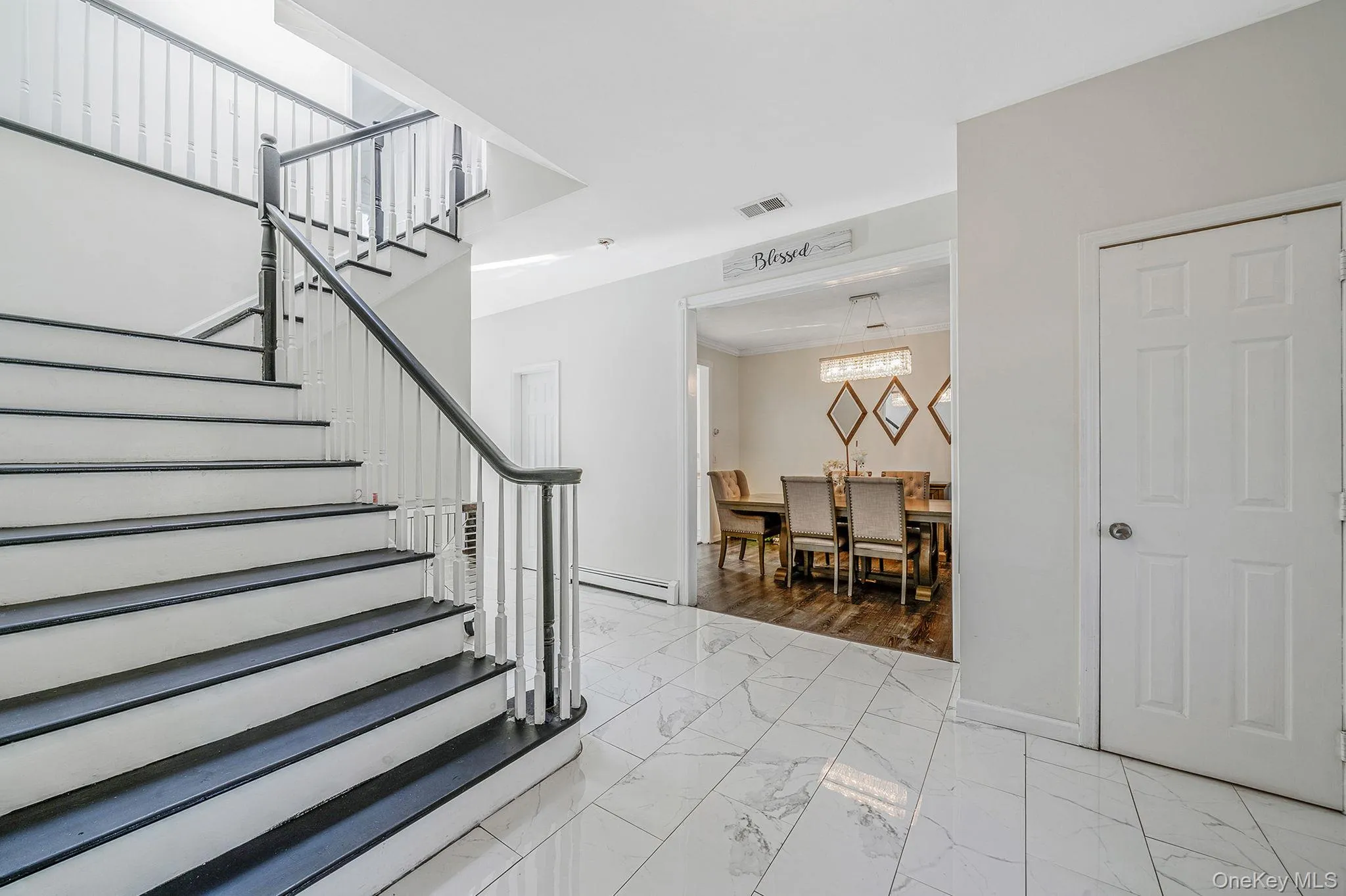3 Embassy Road, Brookhaven, NY, 5 Bedrooms Bedrooms, 13 Rooms Rooms,3 BathroomsBathrooms,Residential Lease,For Rent,Embassy,0,1044673 3 Embassy Road, Brookhaven, NY, 5 Bedrooms Bedrooms, 13 Rooms Rooms,3 BathroomsBathrooms,Residential Lease,For Rent,Embassy,0,1044673