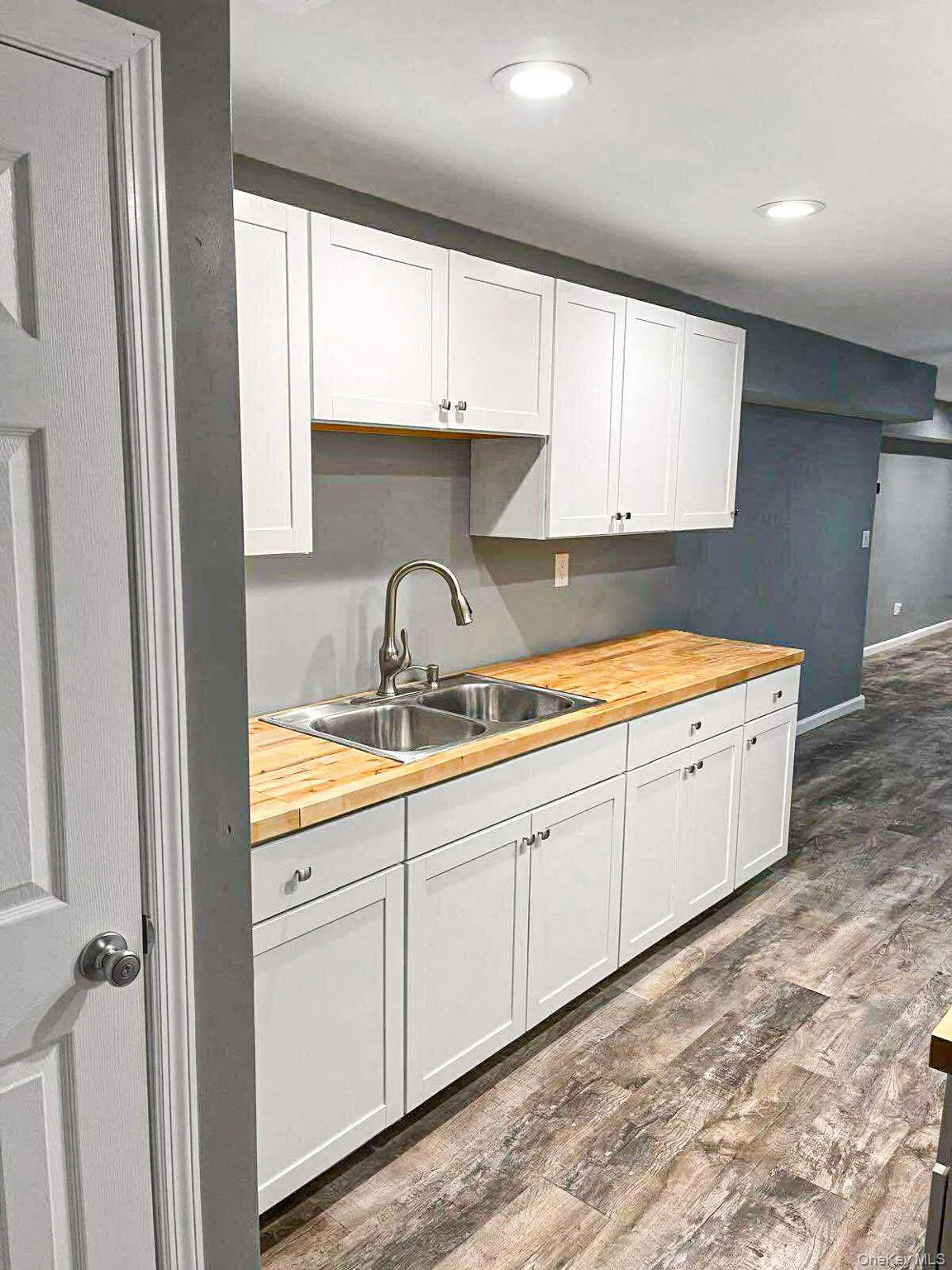 3 Embassy Road, Brookhaven, NY, 5 Bedrooms Bedrooms, 13 Rooms Rooms,3 BathroomsBathrooms,Residential Lease,For Rent,Embassy,0,1044673 3 Embassy Road, Brookhaven, NY, 5 Bedrooms Bedrooms, 13 Rooms Rooms,3 BathroomsBathrooms,Residential Lease,For Rent,Embassy,0,1044673