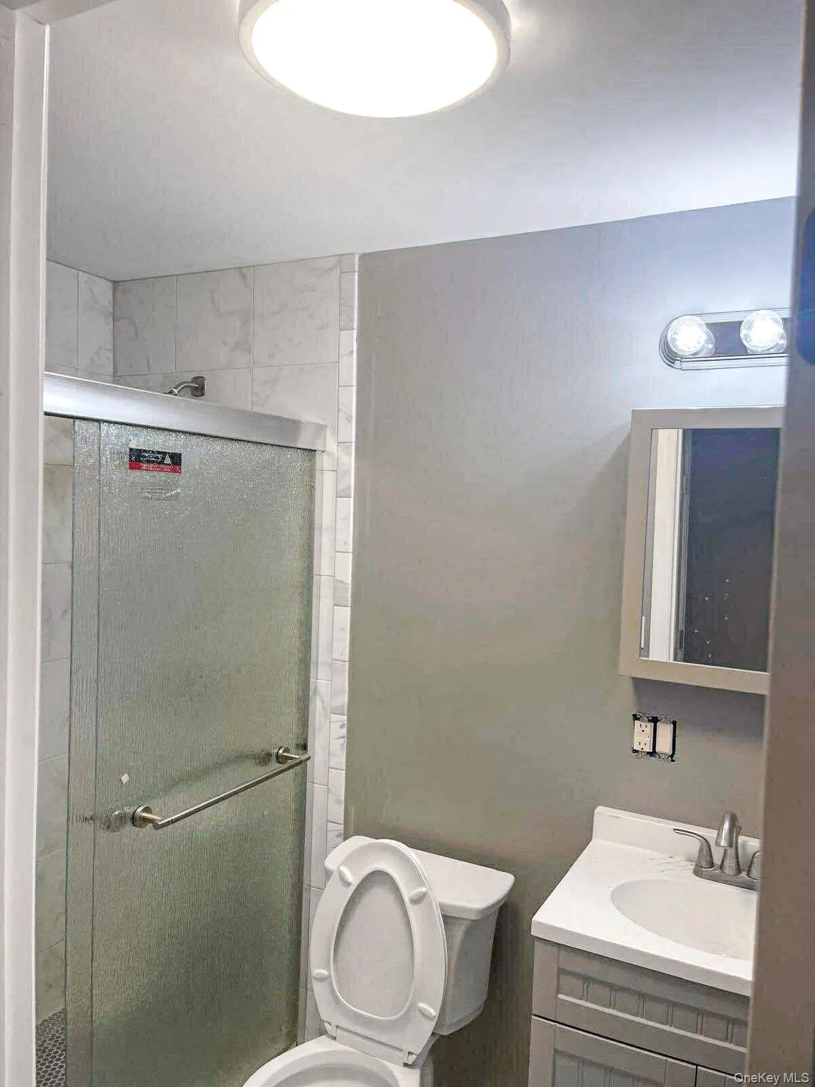 3 Embassy Road, Brookhaven, NY, 5 Bedrooms Bedrooms, 13 Rooms Rooms,3 BathroomsBathrooms,Residential Lease,For Rent,Embassy,0,1044673 3 Embassy Road, Brookhaven, NY, 5 Bedrooms Bedrooms, 13 Rooms Rooms,3 BathroomsBathrooms,Residential Lease,For Rent,Embassy,0,1044673