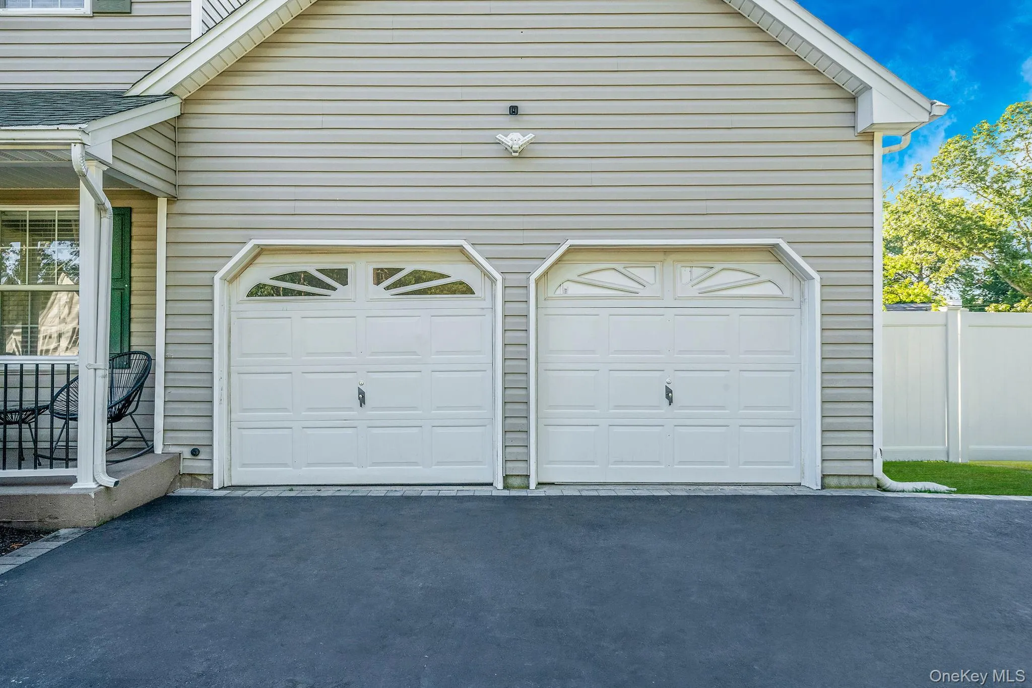 3 Embassy Road, Brookhaven, NY, 5 Bedrooms Bedrooms, 13 Rooms Rooms,3 BathroomsBathrooms,Residential Lease,For Rent,Embassy,0,1044673 3 Embassy Road, Brookhaven, NY, 5 Bedrooms Bedrooms, 13 Rooms Rooms,3 BathroomsBathrooms,Residential Lease,For Rent,Embassy,0,1044673