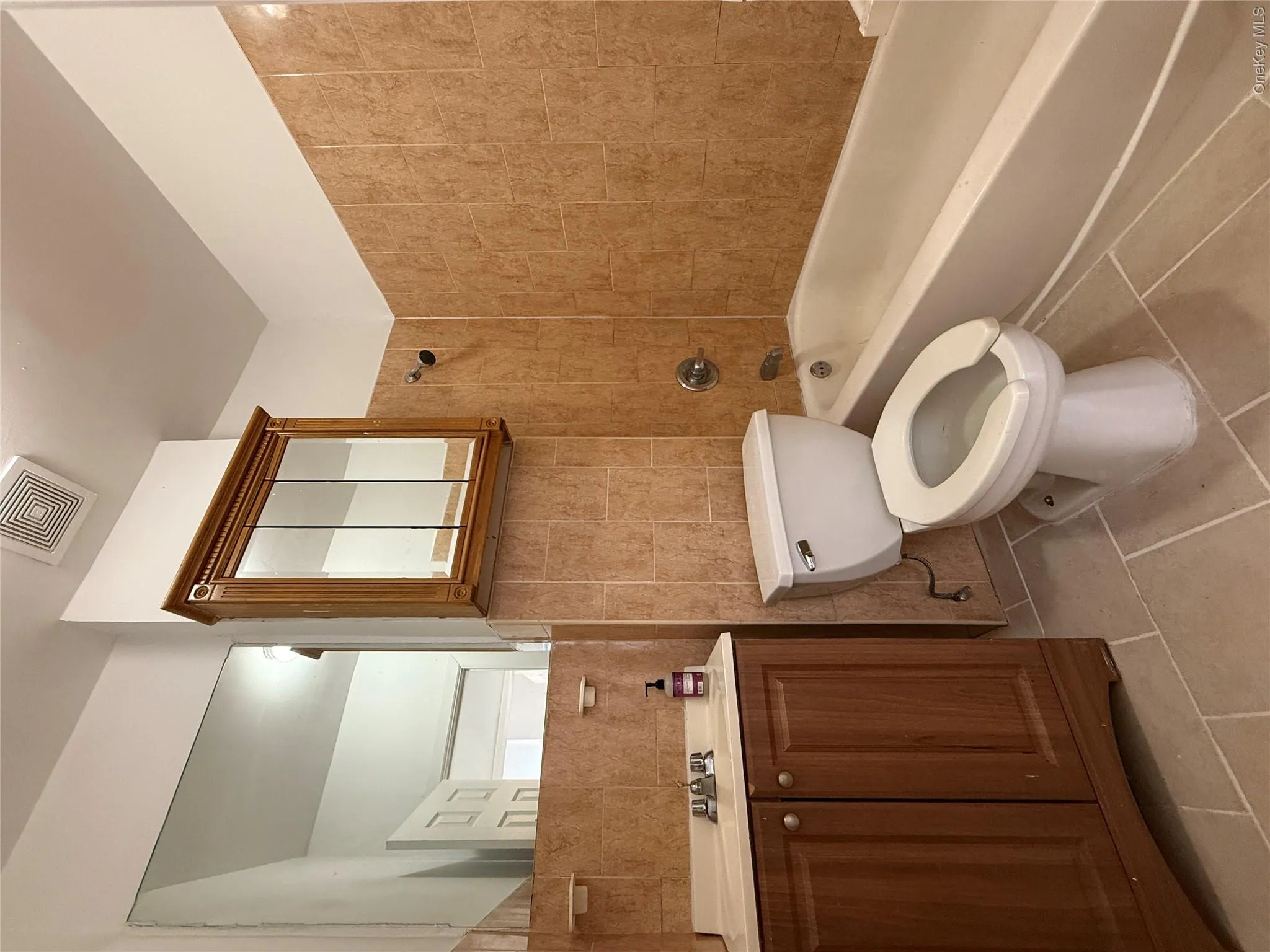 43 Troutman Street, New York, NY, 4 Bedrooms Bedrooms, 5 Rooms Rooms,1 BathroomBathrooms,Residential Lease,For Rent,Troutman,0,1044680 43 Troutman Street, New York, NY, 4 Bedrooms Bedrooms, 5 Rooms Rooms,1 BathroomBathrooms,Residential Lease,For Rent,Troutman,0,1044680