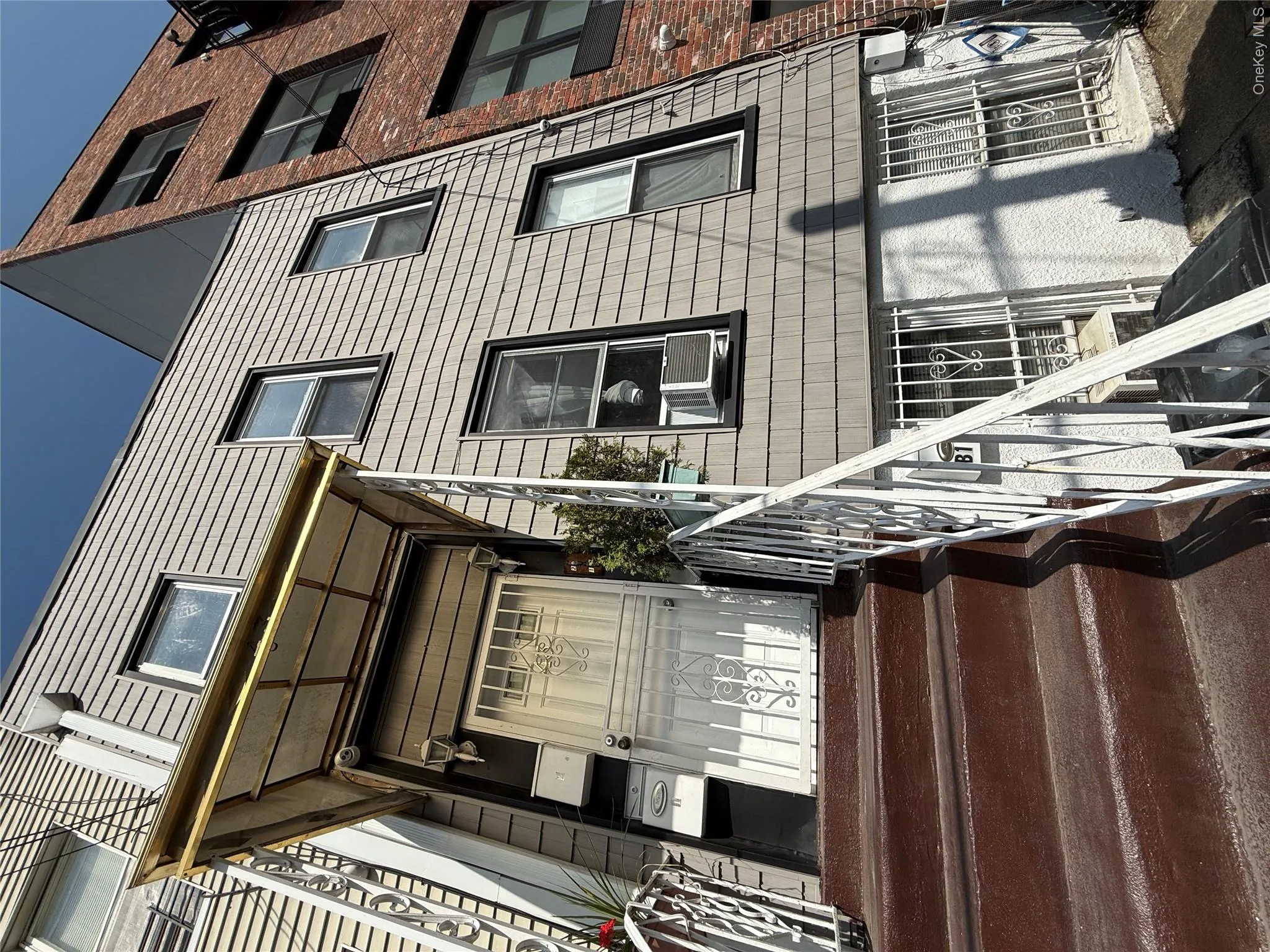 43 Troutman Street, New York, NY, 4 Bedrooms Bedrooms, 5 Rooms Rooms,1 BathroomBathrooms,Residential Lease,For Rent,Troutman,0,1044680 43 Troutman Street, New York, NY, 4 Bedrooms Bedrooms, 5 Rooms Rooms,1 BathroomBathrooms,Residential Lease,For Rent,Troutman,0,1044680