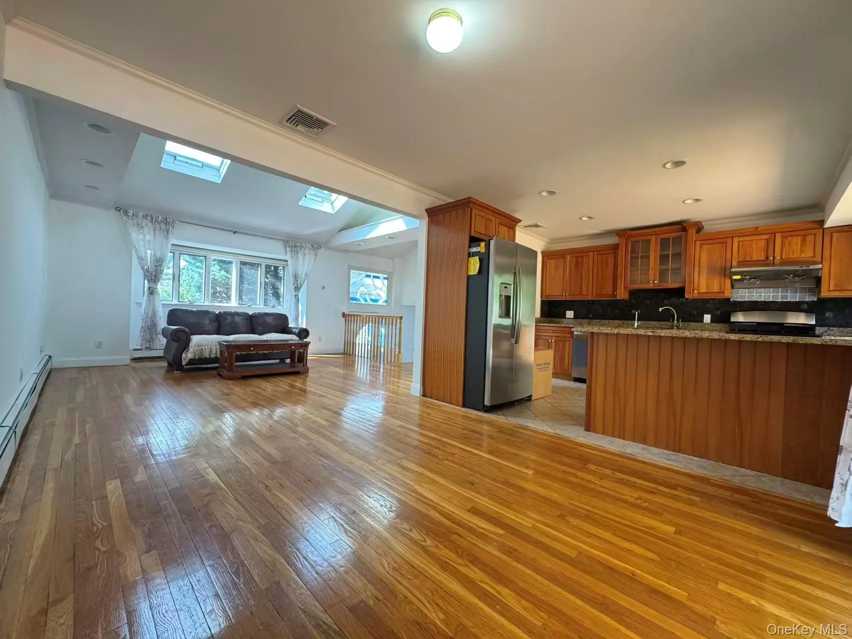 7 5th Place, Oyster Bay, NY, 3 Bedrooms Bedrooms, 6 Rooms Rooms,2 BathroomsBathrooms,Residential,For Rent,5th,0,1044687 7 5th Place, Oyster Bay, NY, 3 Bedrooms Bedrooms, 6 Rooms Rooms,2 BathroomsBathrooms,Residential,For Rent,5th,0,1044687