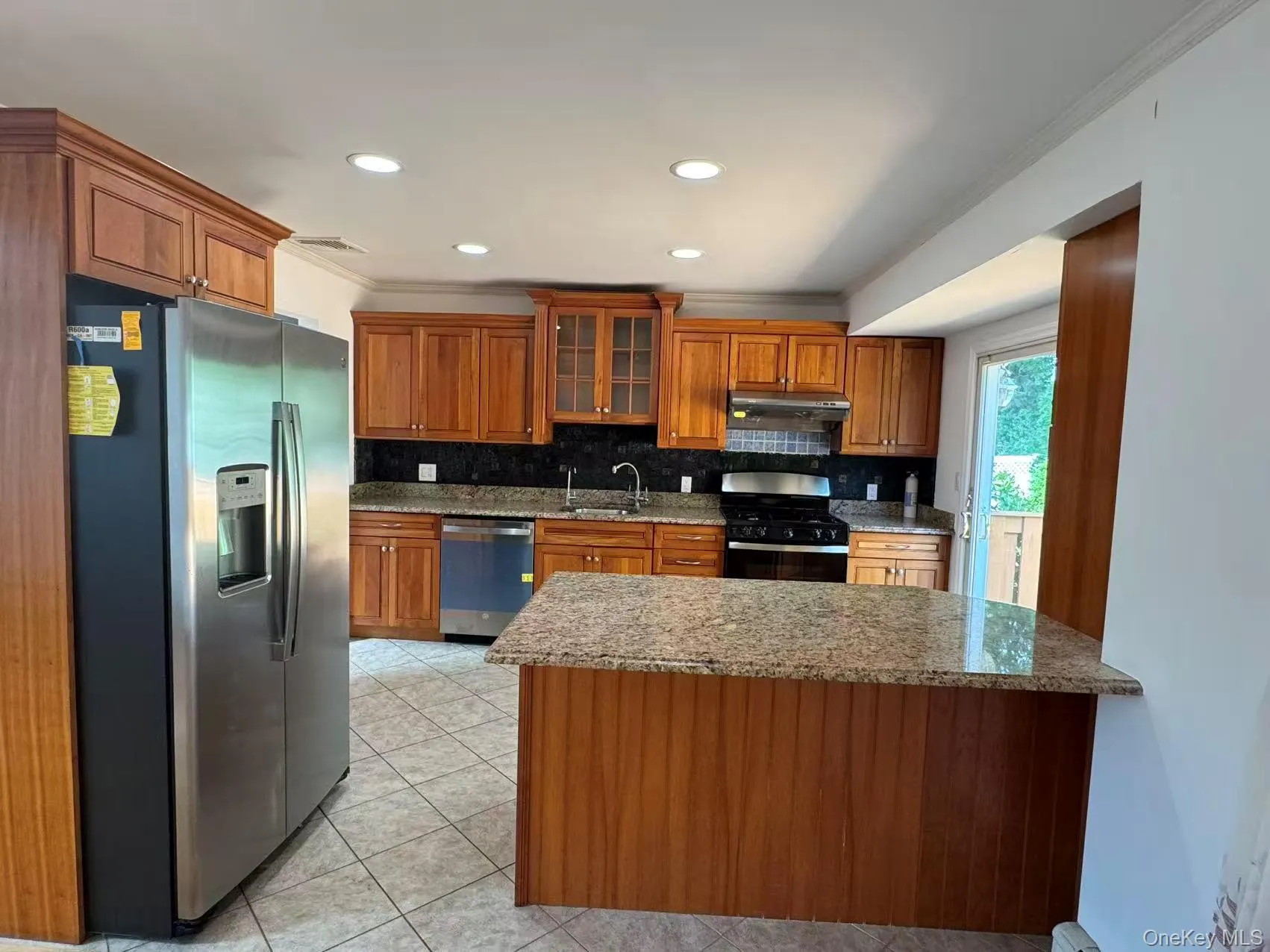 7 5th Place, Oyster Bay, NY, 3 Bedrooms Bedrooms, 6 Rooms Rooms,2 BathroomsBathrooms,Residential,For Rent,5th,0,1044687 7 5th Place, Oyster Bay, NY, 3 Bedrooms Bedrooms, 6 Rooms Rooms,2 BathroomsBathrooms,Residential,For Rent,5th,0,1044687