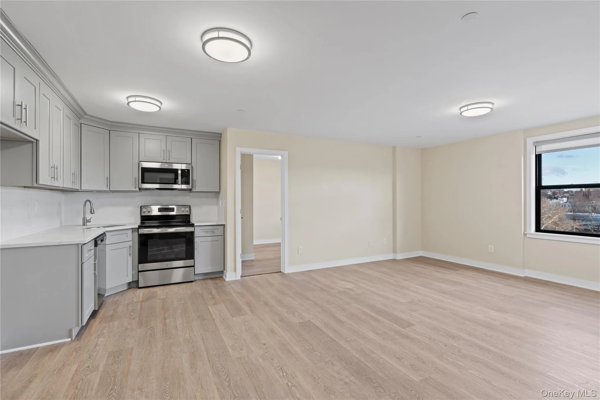 135 Wakefield Avenue, Yonkers, NY, 2 Bedrooms Bedrooms, 5 Rooms Rooms,1 BathroomBathrooms,Residential Lease,For Rent,Wakefield,0,1044688 135 Wakefield Avenue, Yonkers, NY, 2 Bedrooms Bedrooms, 5 Rooms Rooms,1 BathroomBathrooms,Residential Lease,For Rent,Wakefield,0,1044688