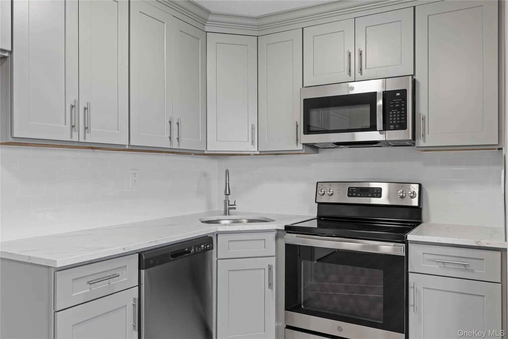 135 Wakefield Avenue, Yonkers, NY, 2 Bedrooms Bedrooms, 5 Rooms Rooms,1 BathroomBathrooms,Residential Lease,For Rent,Wakefield,0,1044688 135 Wakefield Avenue, Yonkers, NY, 2 Bedrooms Bedrooms, 5 Rooms Rooms,1 BathroomBathrooms,Residential Lease,For Rent,Wakefield,0,1044688