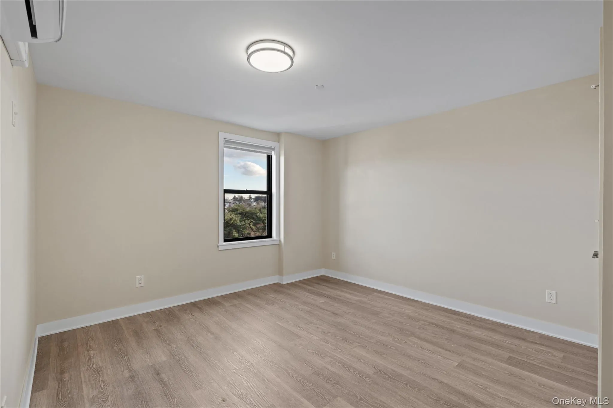 135 Wakefield Avenue, Yonkers, NY, 2 Bedrooms Bedrooms, 5 Rooms Rooms,1 BathroomBathrooms,Residential Lease,For Rent,Wakefield,0,1044688 135 Wakefield Avenue, Yonkers, NY, 2 Bedrooms Bedrooms, 5 Rooms Rooms,1 BathroomBathrooms,Residential Lease,For Rent,Wakefield,0,1044688