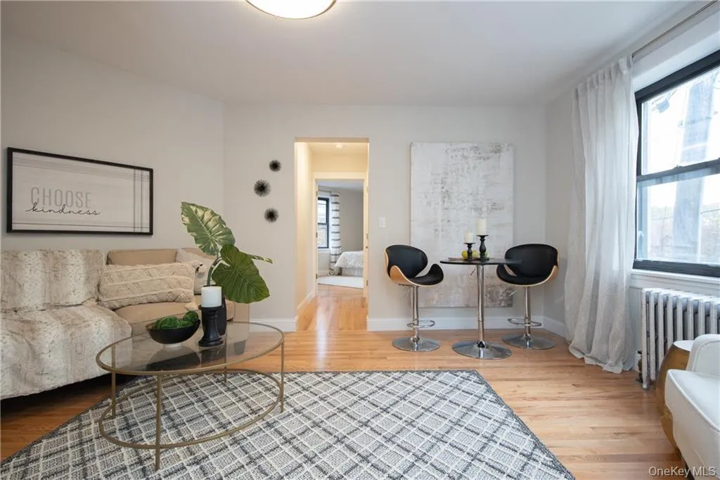 381 Broadway, Greenburgh, NY, 1 Bedroom Bedrooms, 3 Rooms Rooms,1 BathroomBathrooms,Residential Lease,For Rent,Broadway,0,1044701 381 Broadway, Greenburgh, NY, 1 Bedroom Bedrooms, 3 Rooms Rooms,1 BathroomBathrooms,Residential Lease,For Rent,Broadway,0,1044701