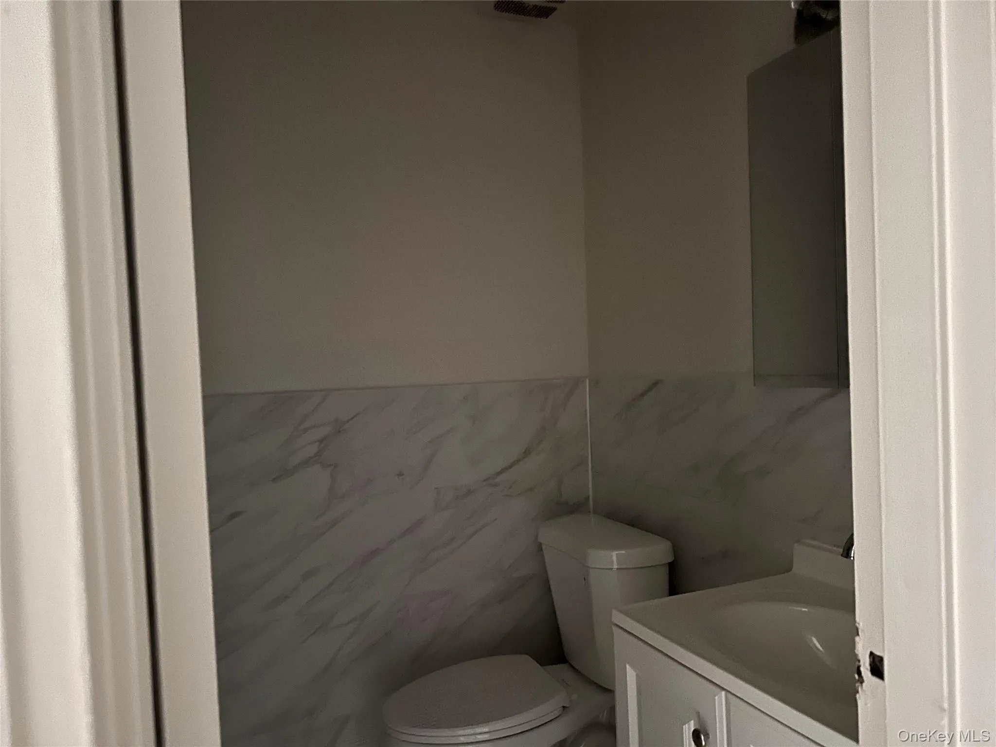 400 corona, Hempstead, NY, 2 Bedrooms Bedrooms, 4 Rooms Rooms,1 BathroomBathrooms,Residential Lease,For Rent,corona,0,1044702 400 corona, Hempstead, NY, 2 Bedrooms Bedrooms, 4 Rooms Rooms,1 BathroomBathrooms,Residential Lease,For Rent,corona,0,1044702