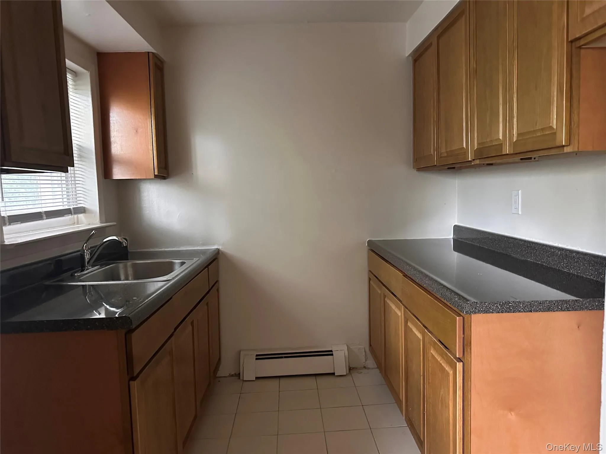 400 corona, Hempstead, NY, 2 Bedrooms Bedrooms, 4 Rooms Rooms,1 BathroomBathrooms,Residential Lease,For Rent,corona,0,1044702 400 corona, Hempstead, NY, 2 Bedrooms Bedrooms, 4 Rooms Rooms,1 BathroomBathrooms,Residential Lease,For Rent,corona,0,1044702