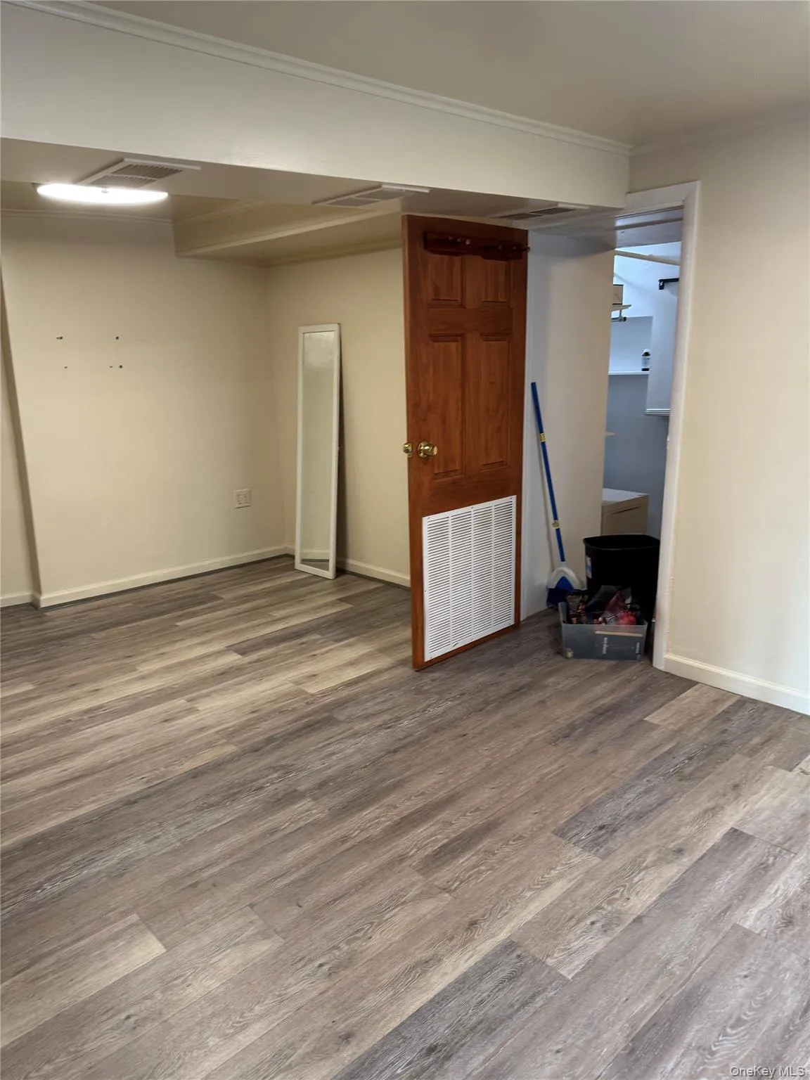 29 Sedgwick Avenue, Yonkers, NY, 1 Bedroom Bedrooms, 5 Room Rooms,1 BathroomBathrooms,Residential Lease,For Rent,Sedgwick,0,1044705 29 Sedgwick Avenue, Yonkers, NY, 1 Bedroom Bedrooms, 5 Room Rooms,1 BathroomBathrooms,Residential Lease,For Rent,Sedgwick,0,1044705