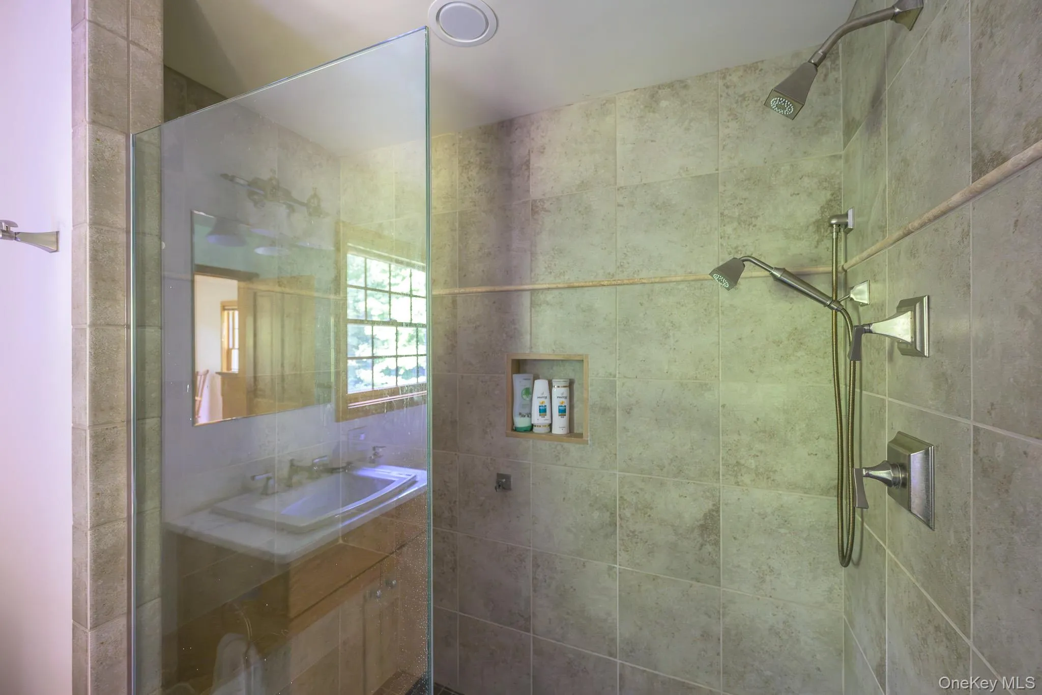 219 Roche Drive, Ancram, NY, 4 Bedrooms Bedrooms, 10 Rooms Rooms,2 BathroomsBathrooms,Residential,For Rent,Roche,0,1044709 219 Roche Drive, Ancram, NY, 4 Bedrooms Bedrooms, 10 Rooms Rooms,2 BathroomsBathrooms,Residential,For Rent,Roche,0,1044709