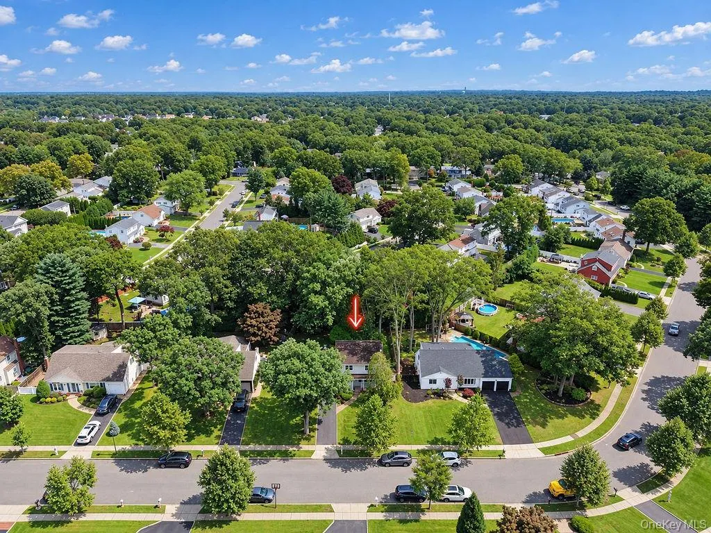 25 Dellmarie Lane, Smithtown, NY, 4 Bedrooms Bedrooms, 8 Rooms Rooms,1 BathroomBathrooms,Residential,For Rent,Dellmarie,0,1044712 25 Dellmarie Lane, Smithtown, NY, 4 Bedrooms Bedrooms, 8 Rooms Rooms,1 BathroomBathrooms,Residential,For Rent,Dellmarie,0,1044712