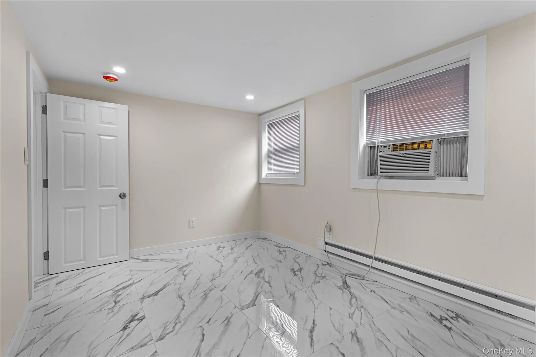 88 Buffalo Avenue, Long Beach, NY, 2 Bedrooms Bedrooms, 4 Rooms Rooms,1 BathroomBathrooms,Residential Lease,For Rent,Buffalo,0,1044714 88 Buffalo Avenue, Long Beach, NY, 2 Bedrooms Bedrooms, 4 Rooms Rooms,1 BathroomBathrooms,Residential Lease,For Rent,Buffalo,0,1044714