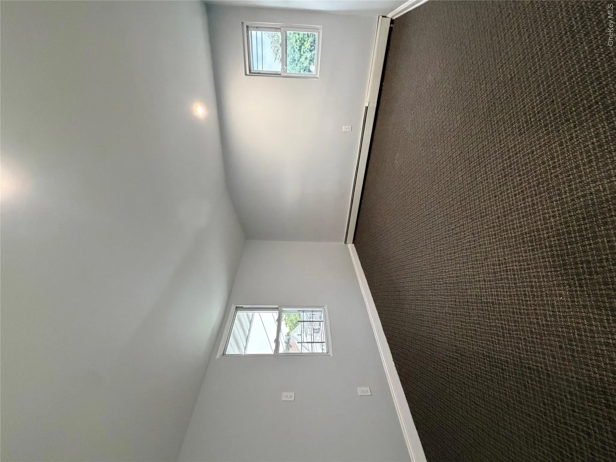 Large Bedroom - Bedroom 1 Large Bedroom - Bedroom 1