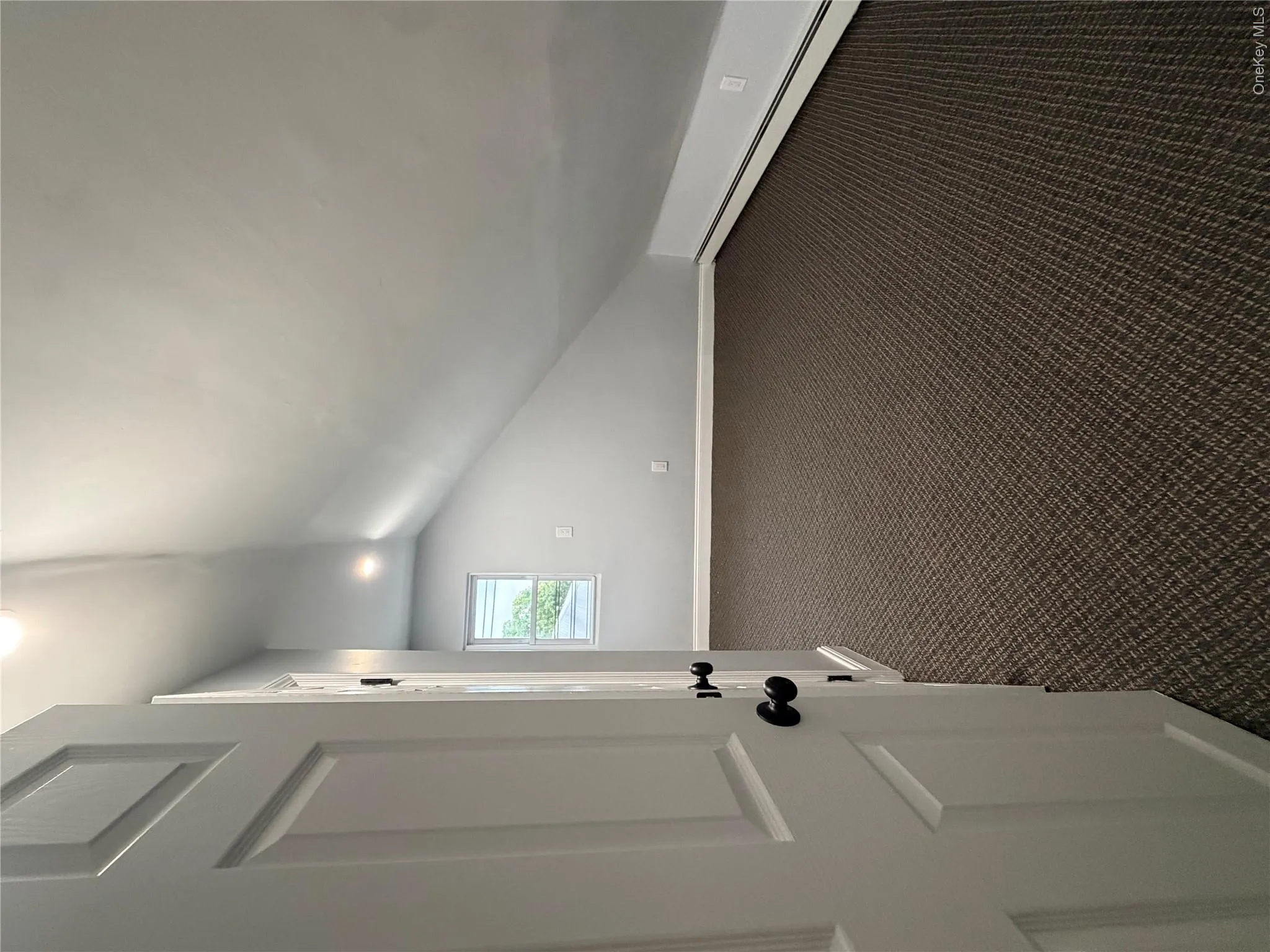 Large Bedroom - Bedroom 2 Large Bedroom - Bedroom 2