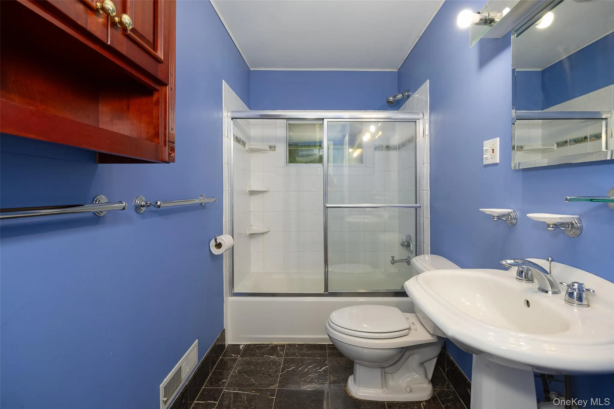 13 Toomey Drive, Poughkeepsie (town), NY, 3 Bedrooms Bedrooms, 8 Rooms Rooms,1 BathroomBathrooms,Residential,For Rent,Toomey,0,1044717 13 Toomey Drive, Poughkeepsie (town), NY, 3 Bedrooms Bedrooms, 8 Rooms Rooms,1 BathroomBathrooms,Residential,For Rent,Toomey,0,1044717