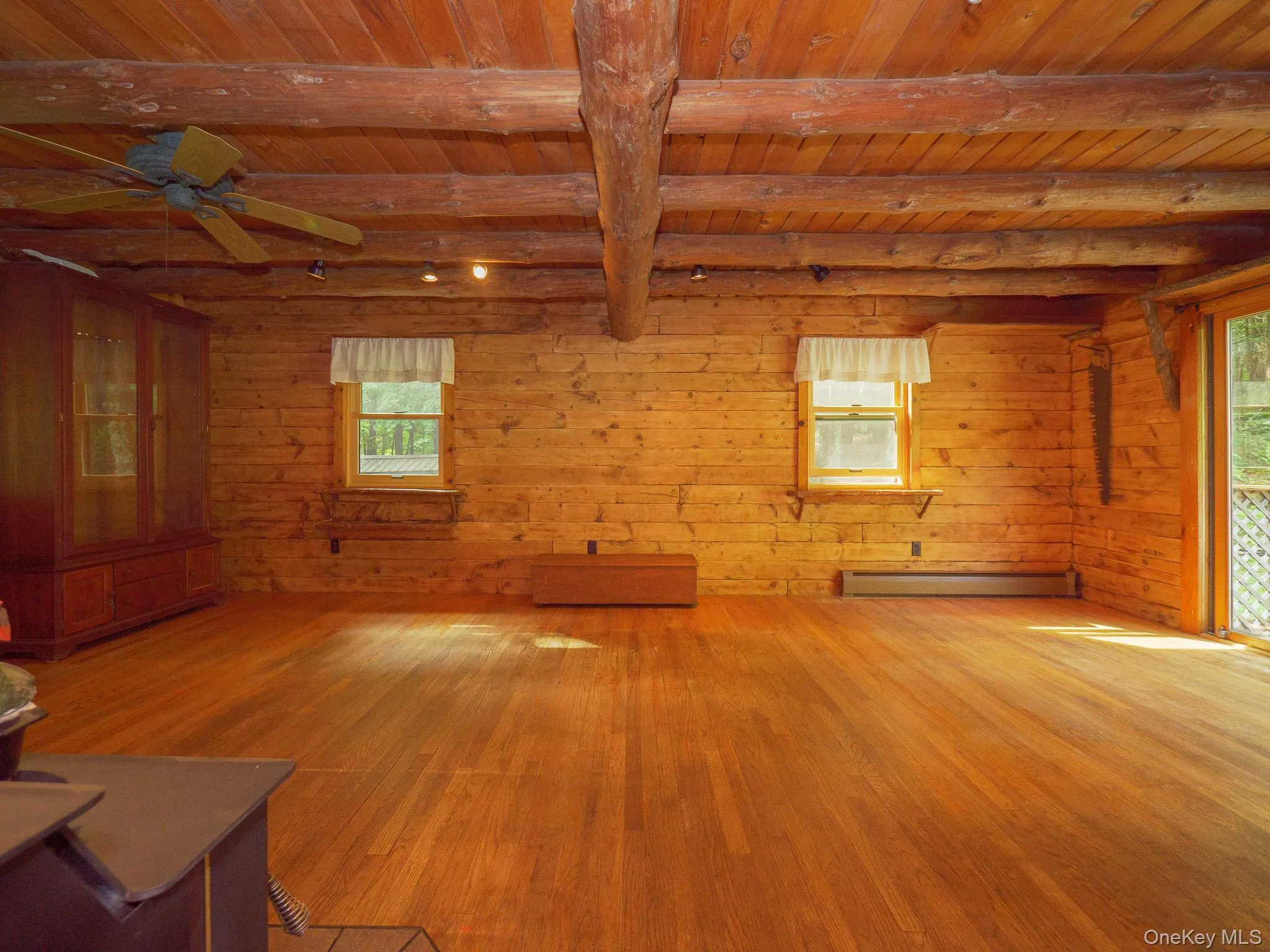 Hardwood floors Hardwood floors