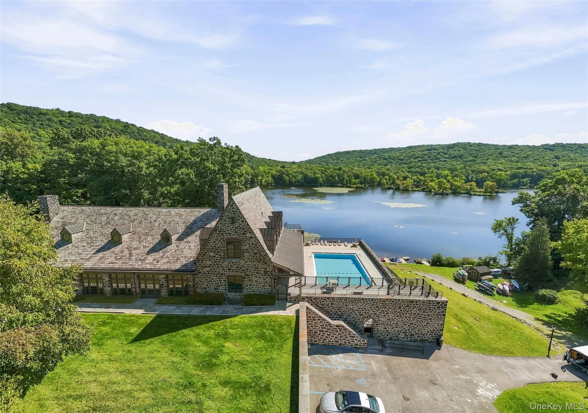 Spectacular views of the lake from the pool and clubhouse Spectacular views of the lake from the pool and clubhouse
