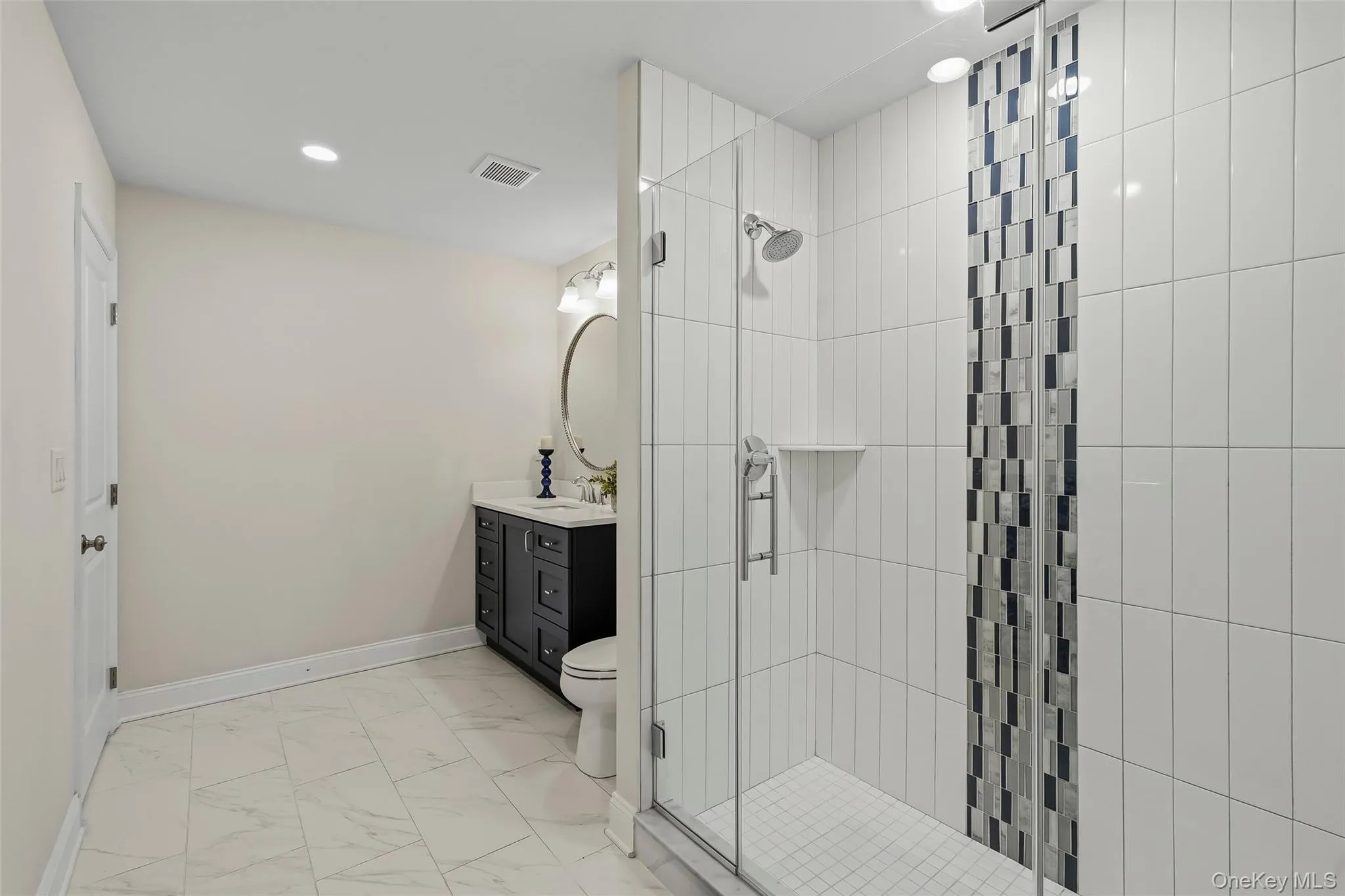 Beautiful walk-in shower Beautiful walk-in shower