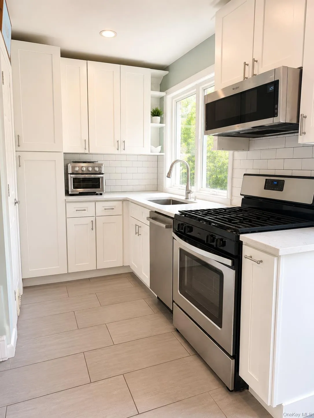 24 Wisconsin Street, Long Beach, NY, 3 Bedrooms Bedrooms, 5 Rooms Rooms,1 BathroomBathrooms,Residential Lease,For Rent,Wisconsin,0,1044724 24 Wisconsin Street, Long Beach, NY, 3 Bedrooms Bedrooms, 5 Rooms Rooms,1 BathroomBathrooms,Residential Lease,For Rent,Wisconsin,0,1044724