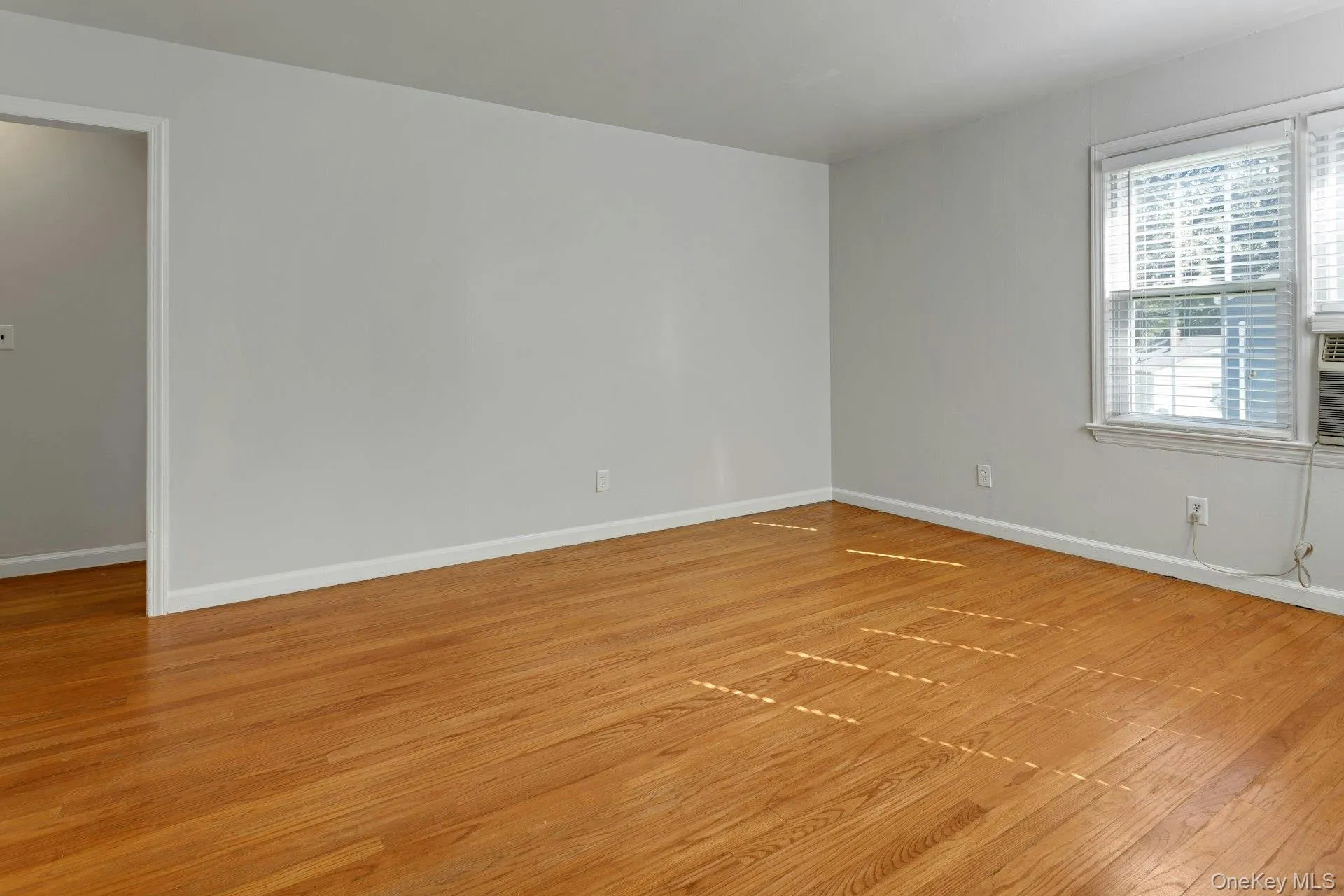 4 Crescent Drive, Cortlandt, NY, 2 Bedrooms Bedrooms, 5 Rooms Rooms,1 BathroomBathrooms,Residential,For Rent,Crescent,0,1044725 4 Crescent Drive, Cortlandt, NY, 2 Bedrooms Bedrooms, 5 Rooms Rooms,1 BathroomBathrooms,Residential,For Rent,Crescent,0,1044725