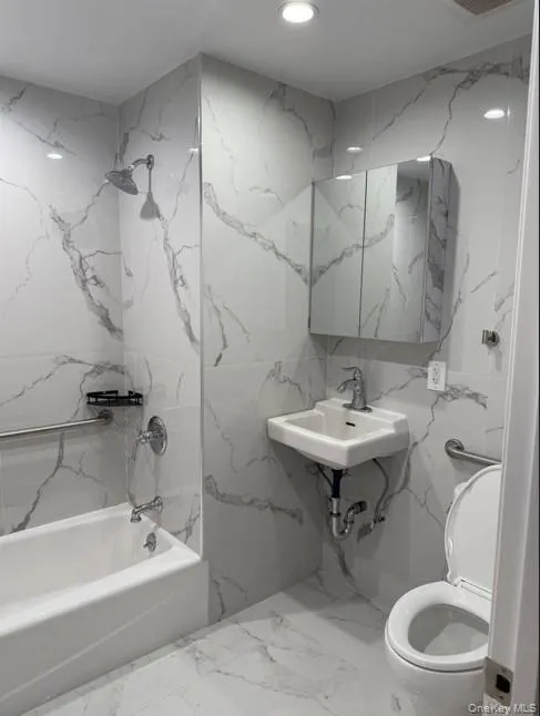 39-55 57 Street, New York, NY, 3 Bedrooms Bedrooms, 5 Rooms Rooms,2 BathroomsBathrooms,Residential Lease,For Rent,57,0,1044729 39-55 57 Street, New York, NY, 3 Bedrooms Bedrooms, 5 Rooms Rooms,2 BathroomsBathrooms,Residential Lease,For Rent,57,0,1044729
