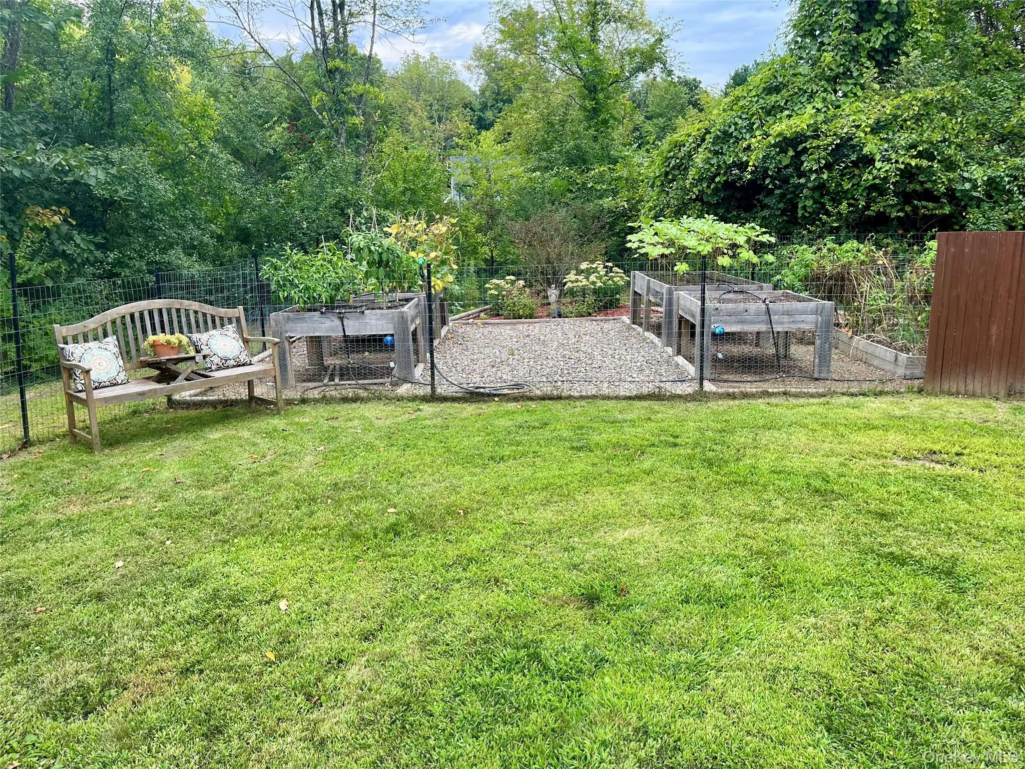 4 Quail Lane, Clermont, NY, 3 Bedrooms Bedrooms, 10 Rooms Rooms,2 BathroomsBathrooms,Residential,For Rent,Quail,0,1044732 4 Quail Lane, Clermont, NY, 3 Bedrooms Bedrooms, 10 Rooms Rooms,2 BathroomsBathrooms,Residential,For Rent,Quail,0,1044732
