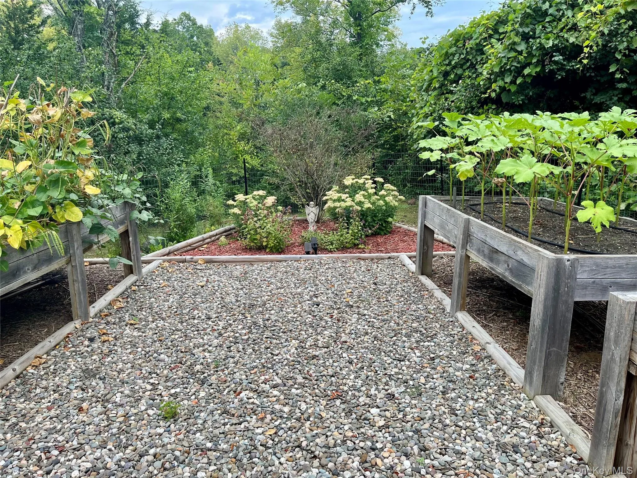 4 Quail Lane, Clermont, NY, 3 Bedrooms Bedrooms, 10 Rooms Rooms,2 BathroomsBathrooms,Residential,For Rent,Quail,0,1044732 4 Quail Lane, Clermont, NY, 3 Bedrooms Bedrooms, 10 Rooms Rooms,2 BathroomsBathrooms,Residential,For Rent,Quail,0,1044732