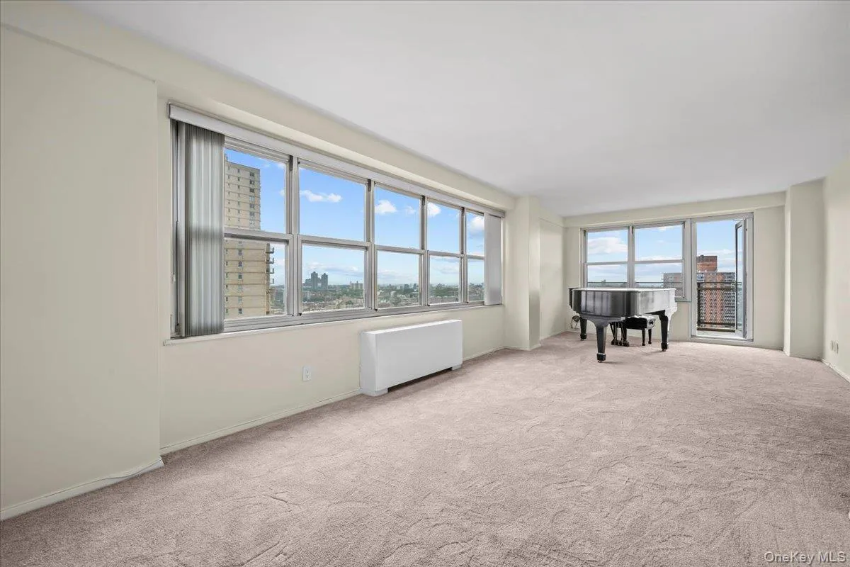 555 KAPPOCK, New York, NY, 3 Bedrooms Bedrooms, 7 Rooms Rooms,2 BathroomsBathrooms,Residential,For Rent,KAPPOCK,0,1044735 555 KAPPOCK, New York, NY, 3 Bedrooms Bedrooms, 7 Rooms Rooms,2 BathroomsBathrooms,Residential,For Rent,KAPPOCK,0,1044735