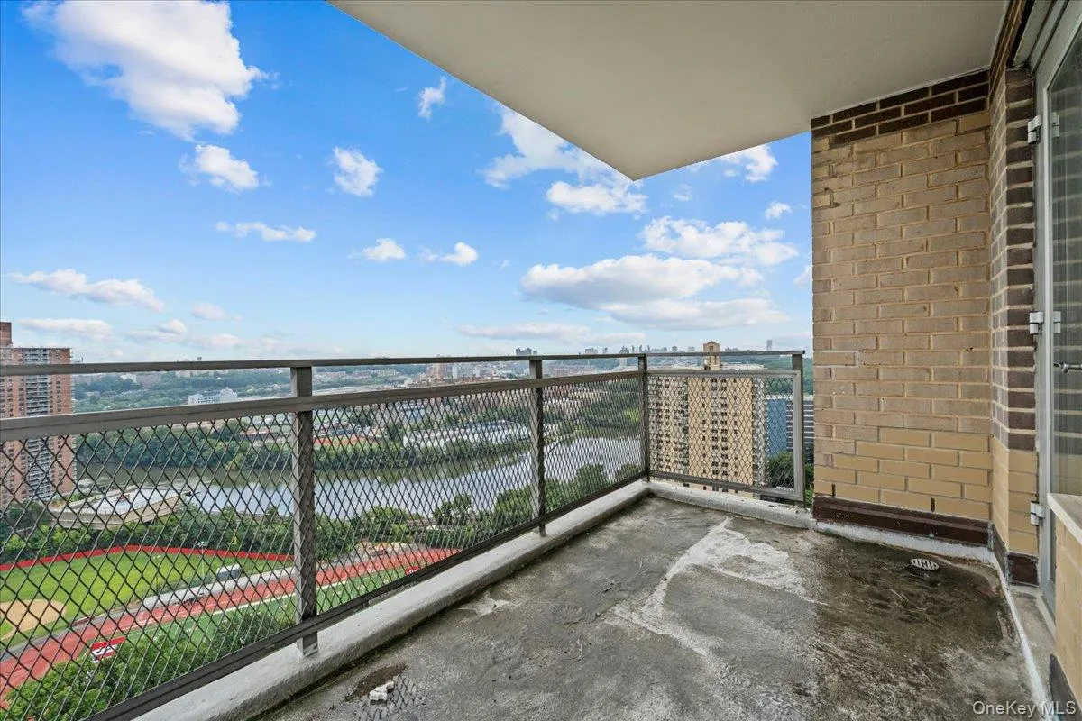 555 KAPPOCK, New York, NY, 3 Bedrooms Bedrooms, 7 Rooms Rooms,2 BathroomsBathrooms,Residential,For Rent,KAPPOCK,0,1044735 555 KAPPOCK, New York, NY, 3 Bedrooms Bedrooms, 7 Rooms Rooms,2 BathroomsBathrooms,Residential,For Rent,KAPPOCK,0,1044735
