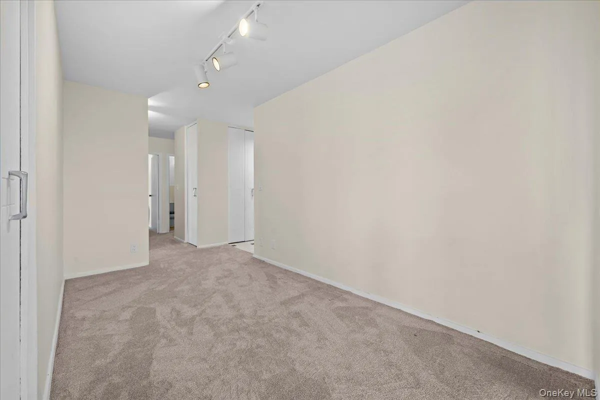 555 KAPPOCK, New York, NY, 3 Bedrooms Bedrooms, 7 Rooms Rooms,2 BathroomsBathrooms,Residential,For Rent,KAPPOCK,0,1044735 555 KAPPOCK, New York, NY, 3 Bedrooms Bedrooms, 7 Rooms Rooms,2 BathroomsBathrooms,Residential,For Rent,KAPPOCK,0,1044735