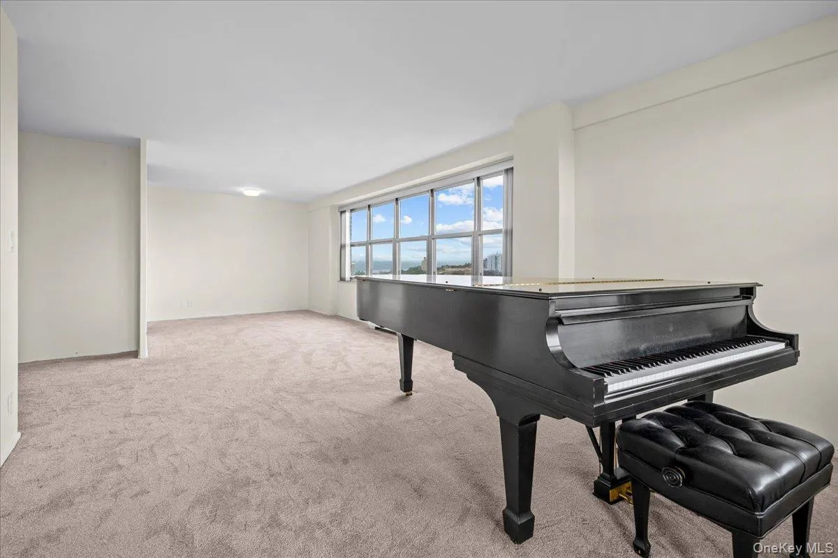 555 KAPPOCK, New York, NY, 3 Bedrooms Bedrooms, 7 Rooms Rooms,2 BathroomsBathrooms,Residential,For Rent,KAPPOCK,0,1044735 555 KAPPOCK, New York, NY, 3 Bedrooms Bedrooms, 7 Rooms Rooms,2 BathroomsBathrooms,Residential,For Rent,KAPPOCK,0,1044735