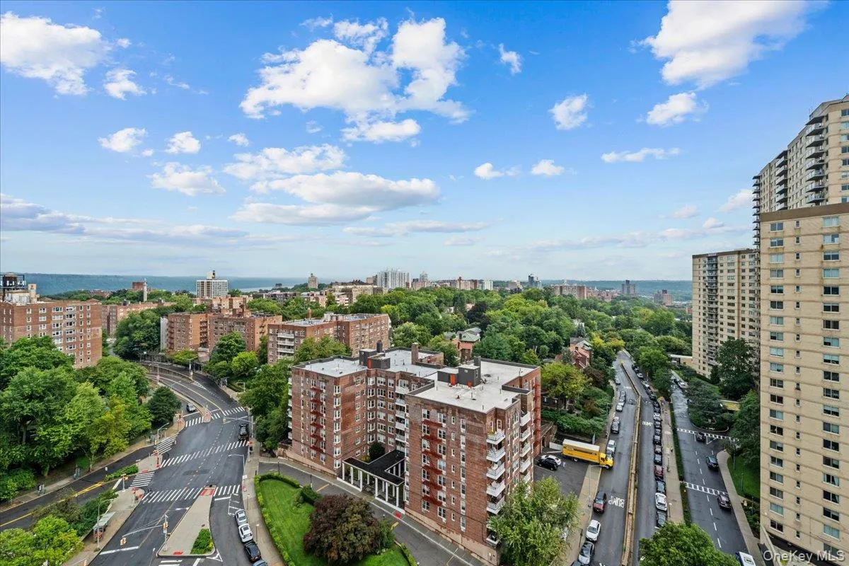 555 KAPPOCK, New York, NY, 3 Bedrooms Bedrooms, 7 Rooms Rooms,2 BathroomsBathrooms,Residential,For Rent,KAPPOCK,0,1044735 555 KAPPOCK, New York, NY, 3 Bedrooms Bedrooms, 7 Rooms Rooms,2 BathroomsBathrooms,Residential,For Rent,KAPPOCK,0,1044735