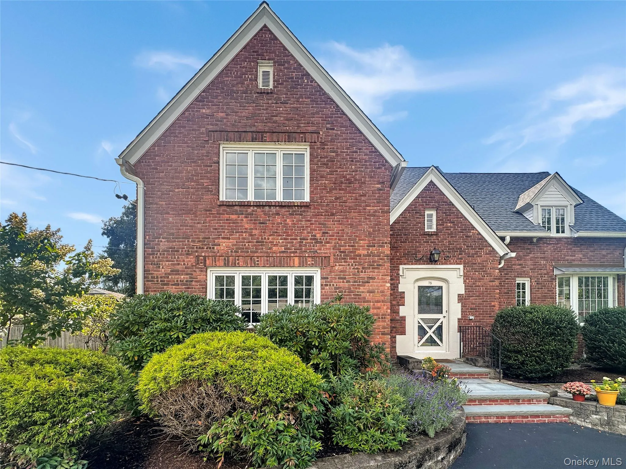 75 Valentine Avenue, Kingston, NY, 3 Bedrooms Bedrooms, 8 Rooms Rooms,2 BathroomsBathrooms,Residential,For Rent,Valentine,0,1044737 75 Valentine Avenue, Kingston, NY, 3 Bedrooms Bedrooms, 8 Rooms Rooms,2 BathroomsBathrooms,Residential,For Rent,Valentine,0,1044737