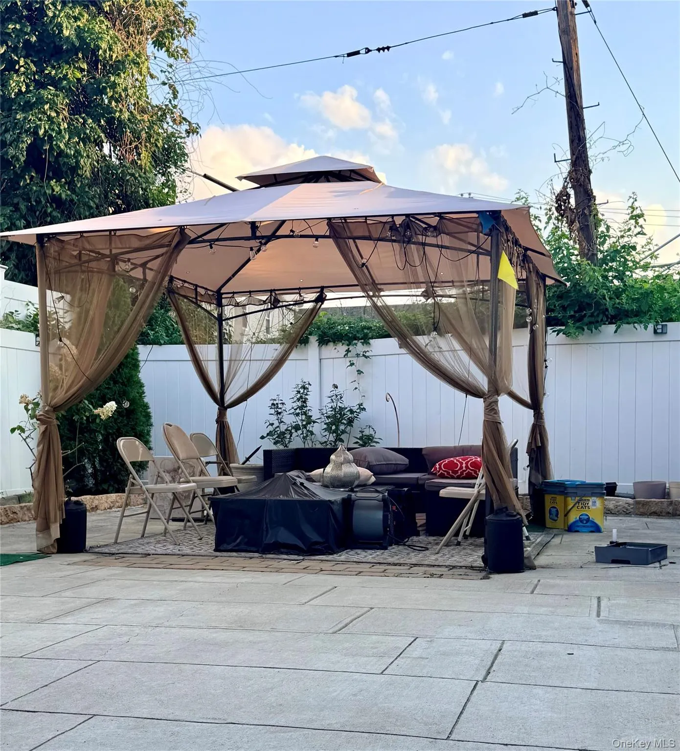 752 222nd Street, New York, NY, 4 Bedrooms Bedrooms, 5 Rooms Rooms,2 BathroomsBathrooms,Residential,For Rent,222nd,0,1044743 752 222nd Street, New York, NY, 4 Bedrooms Bedrooms, 5 Rooms Rooms,2 BathroomsBathrooms,Residential,For Rent,222nd,0,1044743