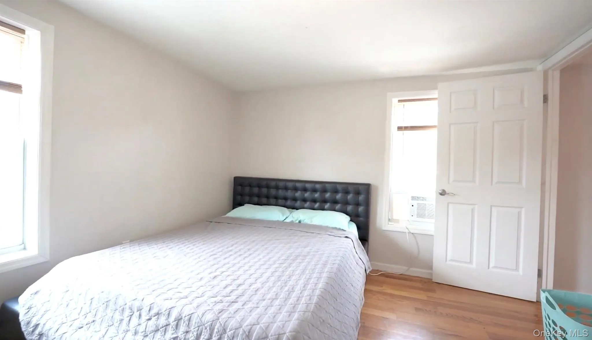 752 222nd Street, New York, NY, 4 Bedrooms Bedrooms, 5 Rooms Rooms,2 BathroomsBathrooms,Residential,For Rent,222nd,0,1044743 752 222nd Street, New York, NY, 4 Bedrooms Bedrooms, 5 Rooms Rooms,2 BathroomsBathrooms,Residential,For Rent,222nd,0,1044743