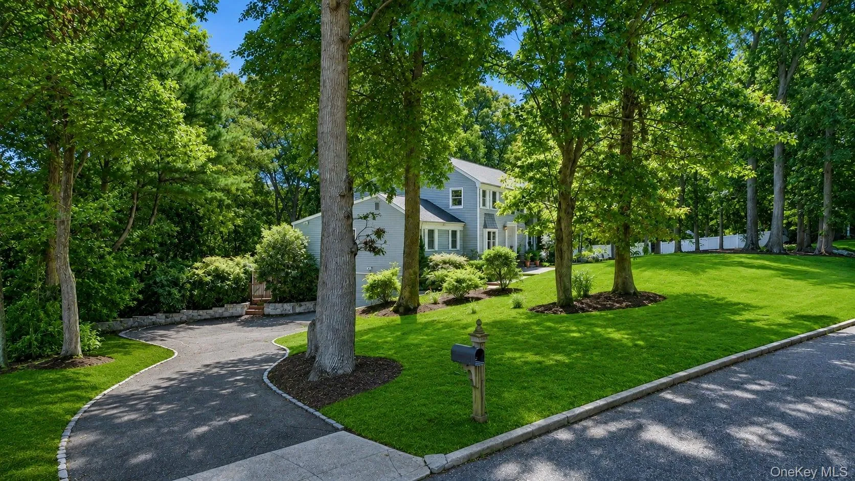 71 Westchester Drive, Brookhaven, NY, 4 Bedrooms Bedrooms, 12 Rooms Rooms,3 BathroomsBathrooms,Residential,For Rent,Westchester,0,1044746 71 Westchester Drive, Brookhaven, NY, 4 Bedrooms Bedrooms, 12 Rooms Rooms,3 BathroomsBathrooms,Residential,For Rent,Westchester,0,1044746