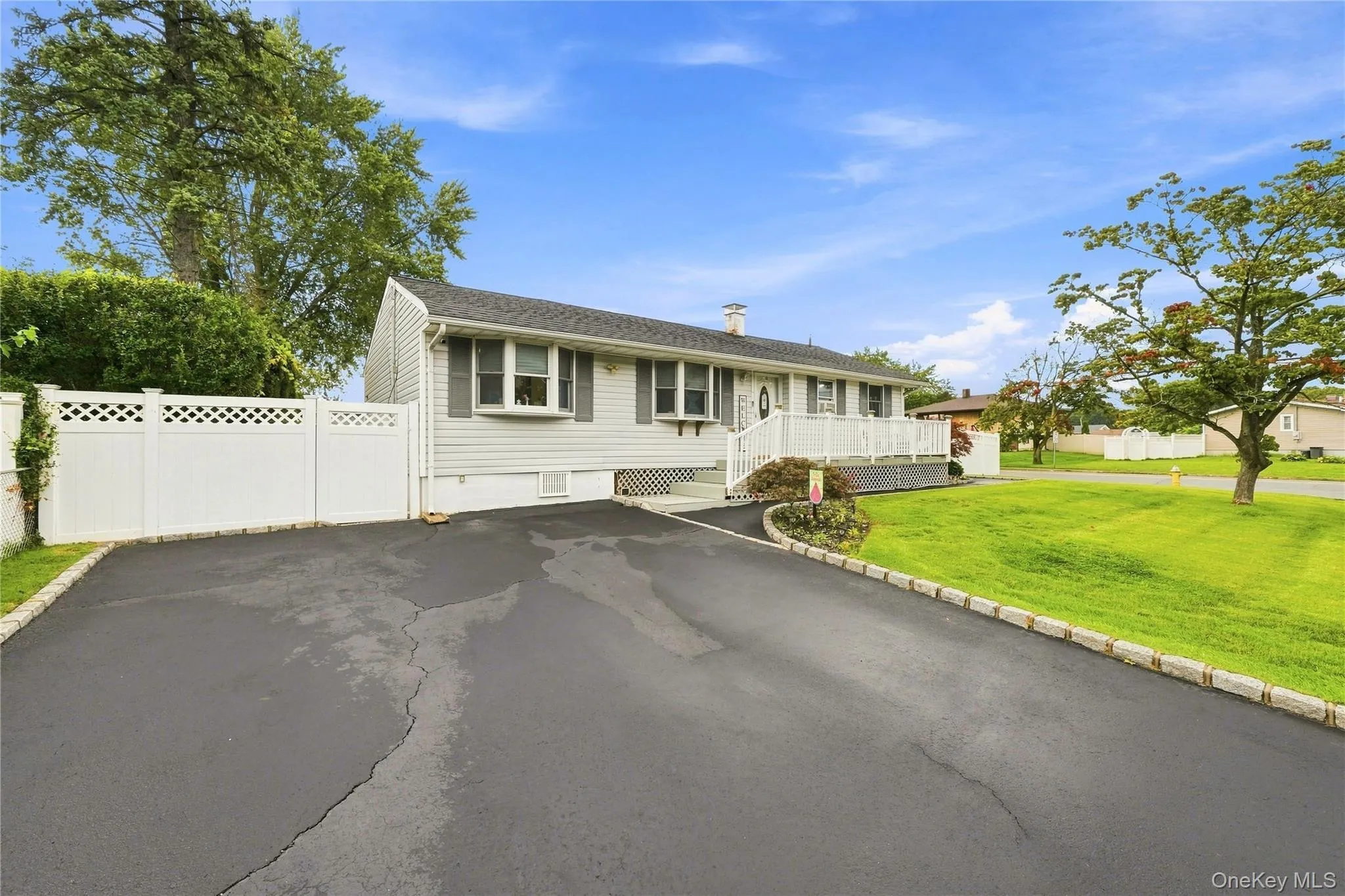5 Talbot Lane, Brookhaven, NY, 3 Bedrooms Bedrooms, 6 Rooms Rooms,2 BathroomsBathrooms,Residential,For Rent,Talbot,0,1044751 5 Talbot Lane, Brookhaven, NY, 3 Bedrooms Bedrooms, 6 Rooms Rooms,2 BathroomsBathrooms,Residential,For Rent,Talbot,0,1044751