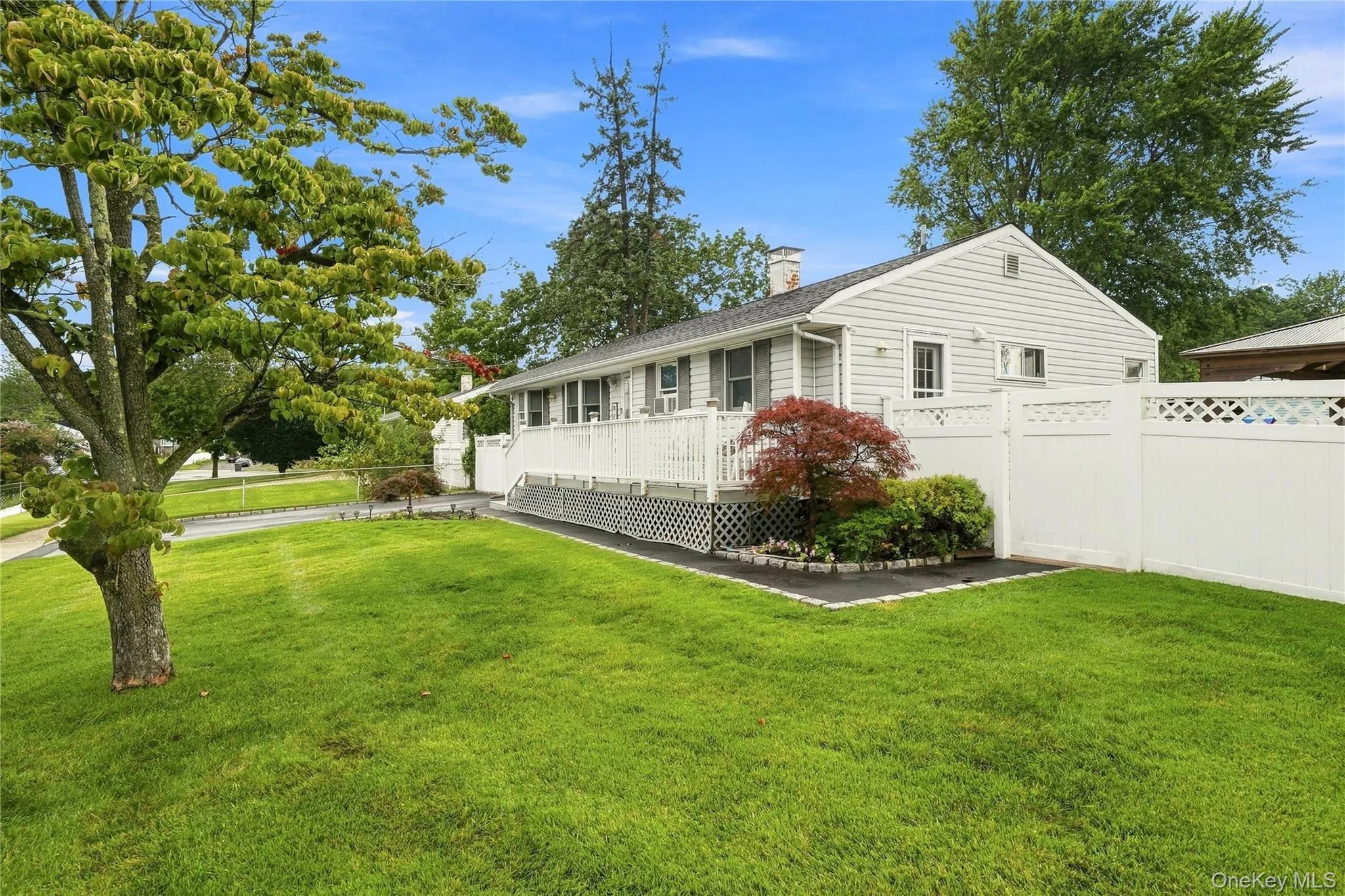 5 Talbot Lane, Brookhaven, NY, 3 Bedrooms Bedrooms, 6 Rooms Rooms,2 BathroomsBathrooms,Residential,For Rent,Talbot,0,1044751 5 Talbot Lane, Brookhaven, NY, 3 Bedrooms Bedrooms, 6 Rooms Rooms,2 BathroomsBathrooms,Residential,For Rent,Talbot,0,1044751