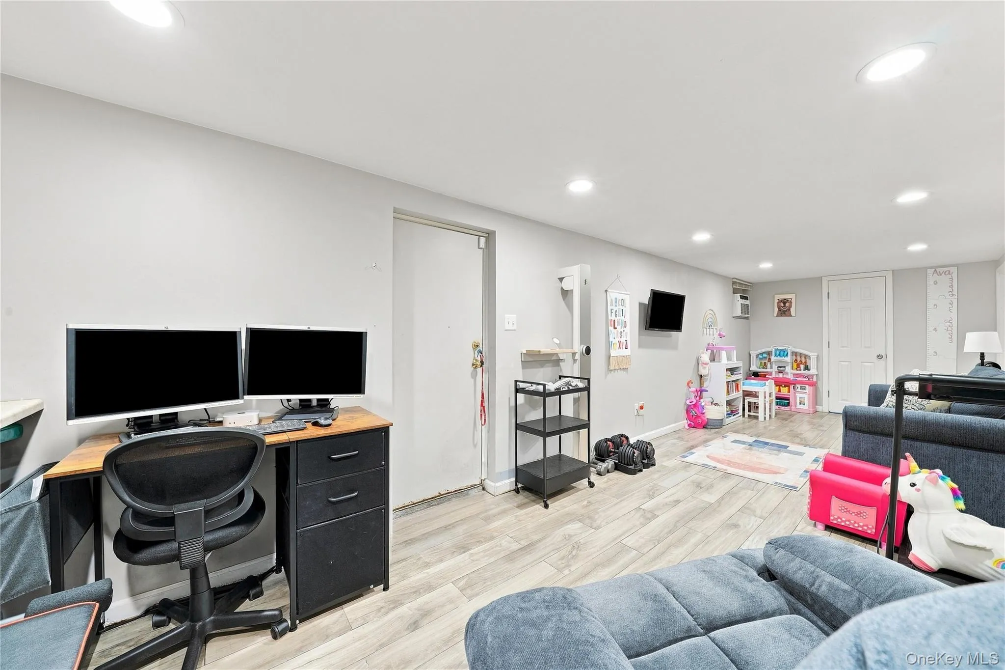 5 Talbot Lane, Brookhaven, NY, 3 Bedrooms Bedrooms, 6 Rooms Rooms,2 BathroomsBathrooms,Residential,For Rent,Talbot,0,1044751 5 Talbot Lane, Brookhaven, NY, 3 Bedrooms Bedrooms, 6 Rooms Rooms,2 BathroomsBathrooms,Residential,For Rent,Talbot,0,1044751