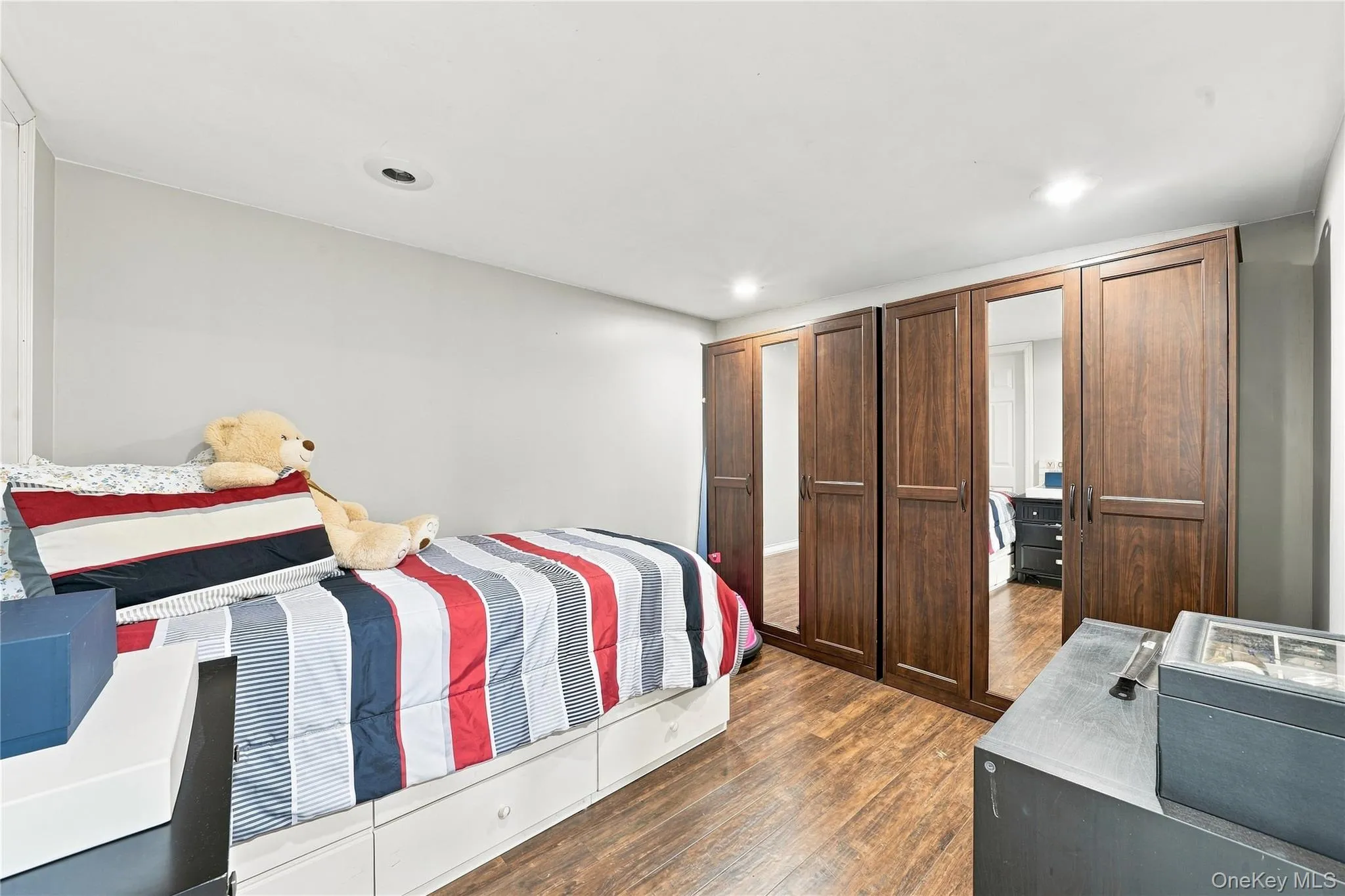 5 Talbot Lane, Brookhaven, NY, 3 Bedrooms Bedrooms, 6 Rooms Rooms,2 BathroomsBathrooms,Residential,For Rent,Talbot,0,1044751 5 Talbot Lane, Brookhaven, NY, 3 Bedrooms Bedrooms, 6 Rooms Rooms,2 BathroomsBathrooms,Residential,For Rent,Talbot,0,1044751