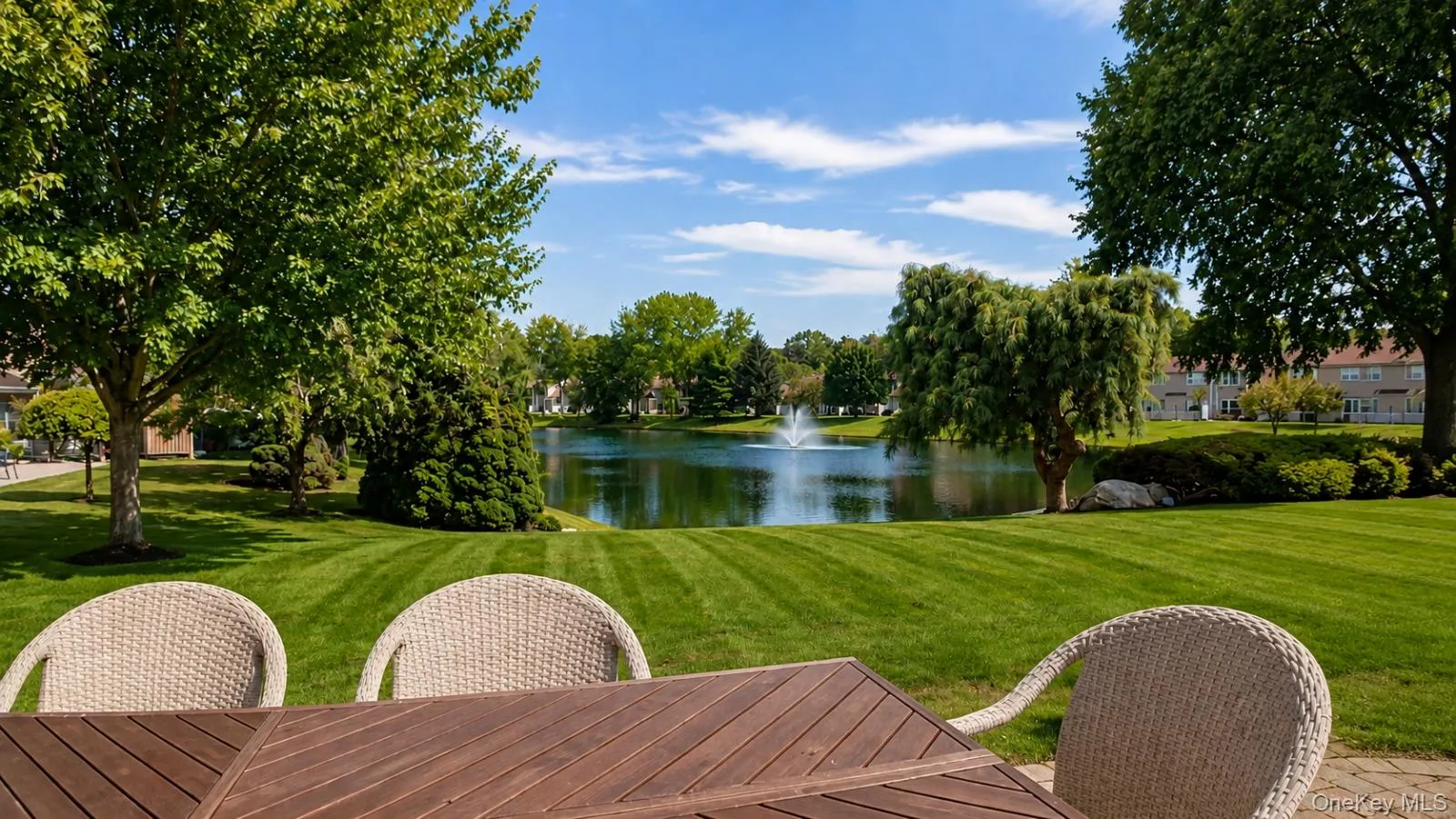 230 Pond View Lane, Smithtown, NY, 2 Bedrooms Bedrooms, 6 Rooms Rooms,2 BathroomsBathrooms,Residential,For Rent,Pond View,0,1044752 230 Pond View Lane, Smithtown, NY, 2 Bedrooms Bedrooms, 6 Rooms Rooms,2 BathroomsBathrooms,Residential,For Rent,Pond View,0,1044752